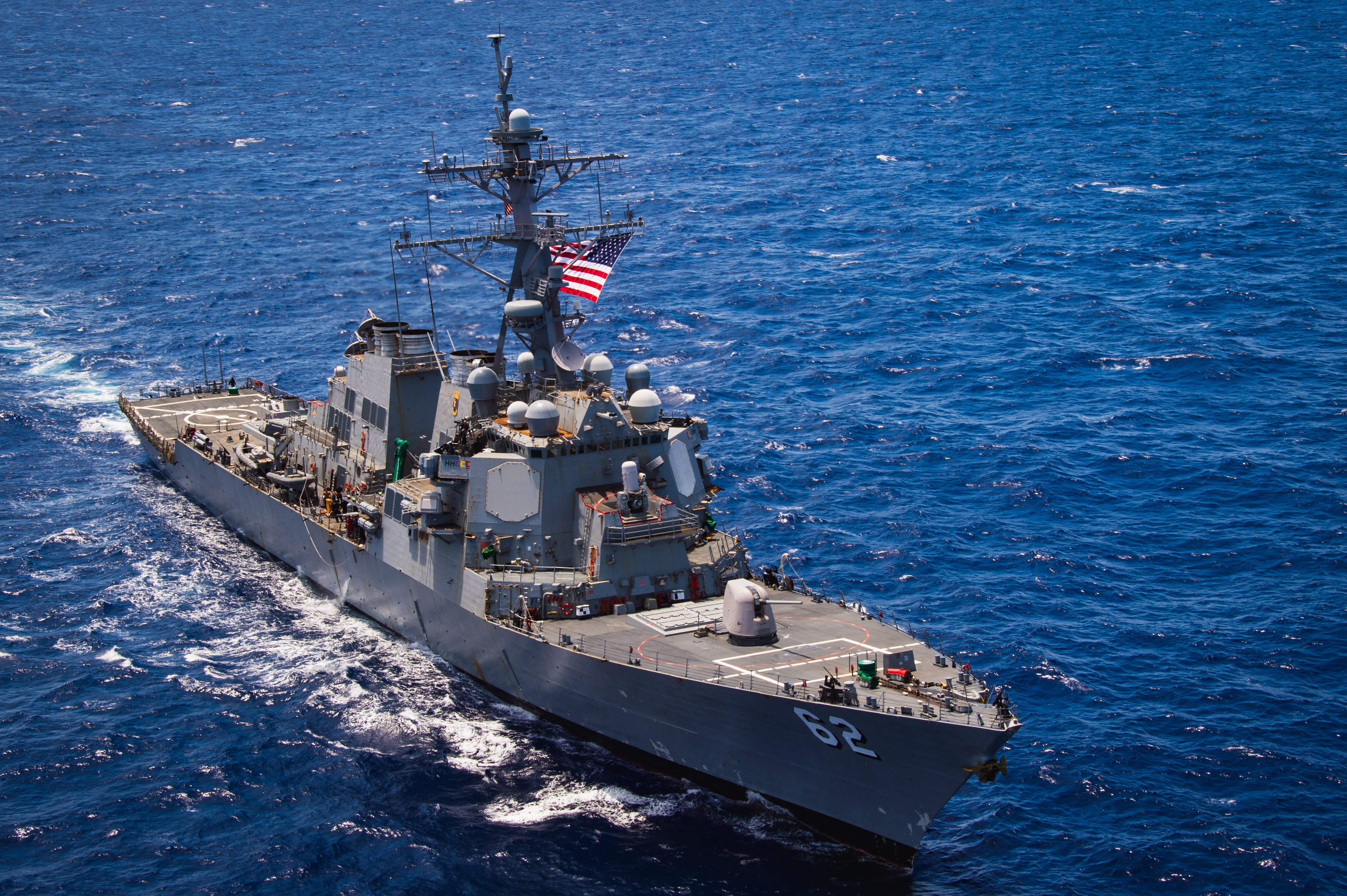 Defense official disputes Iranian report of encounter with US warship