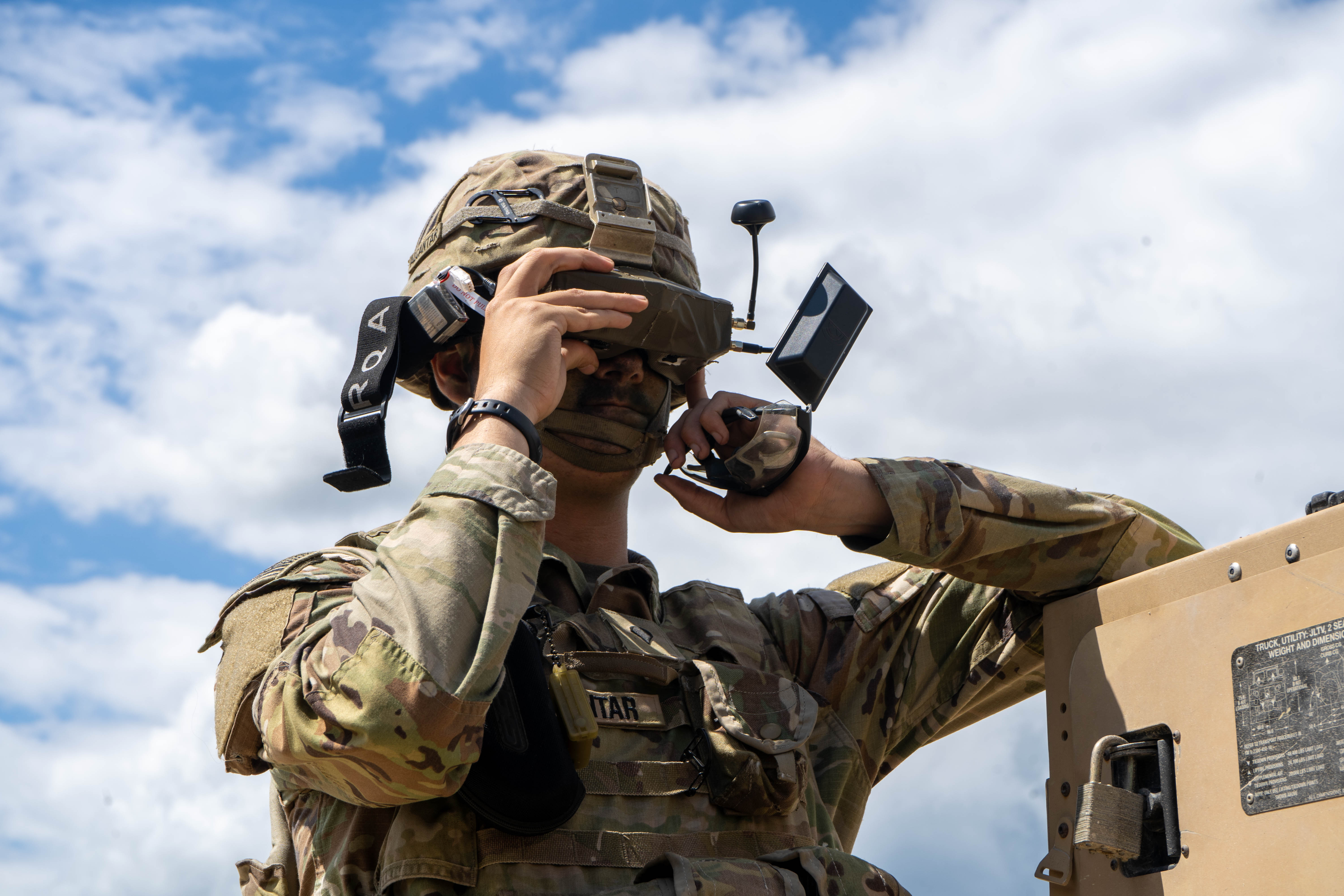 Pentagon stages first ‘Top Drone’ school for operators to hone skills