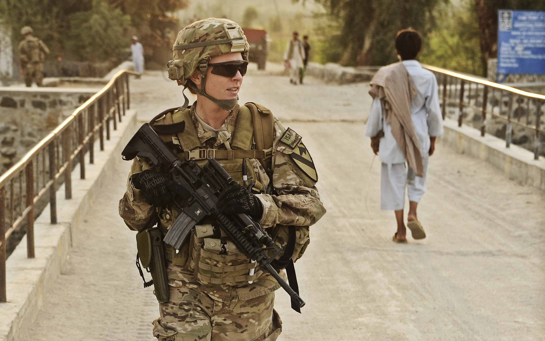 female pararescue