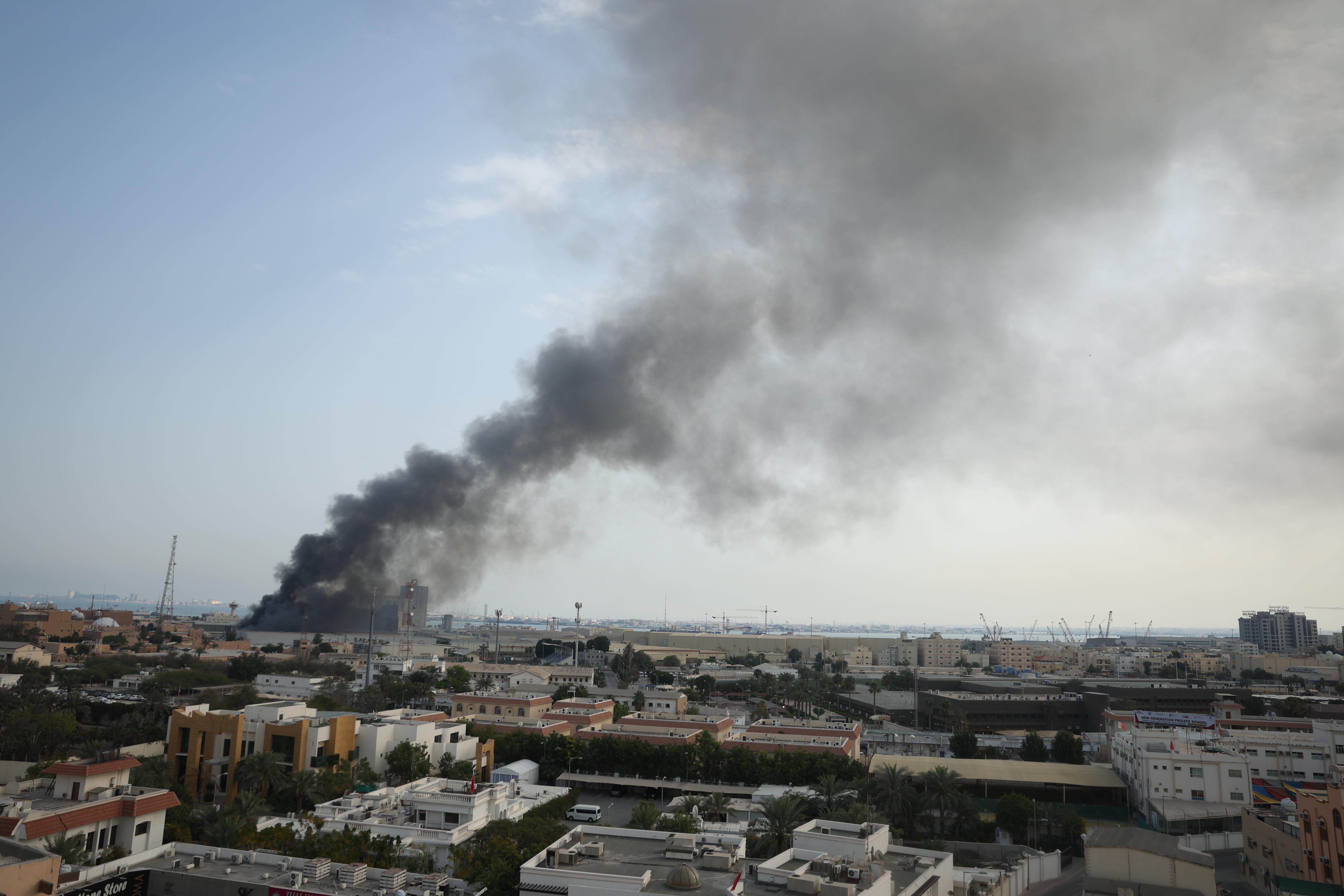 Navy says it will not return to damaged NSA Bahrain soon