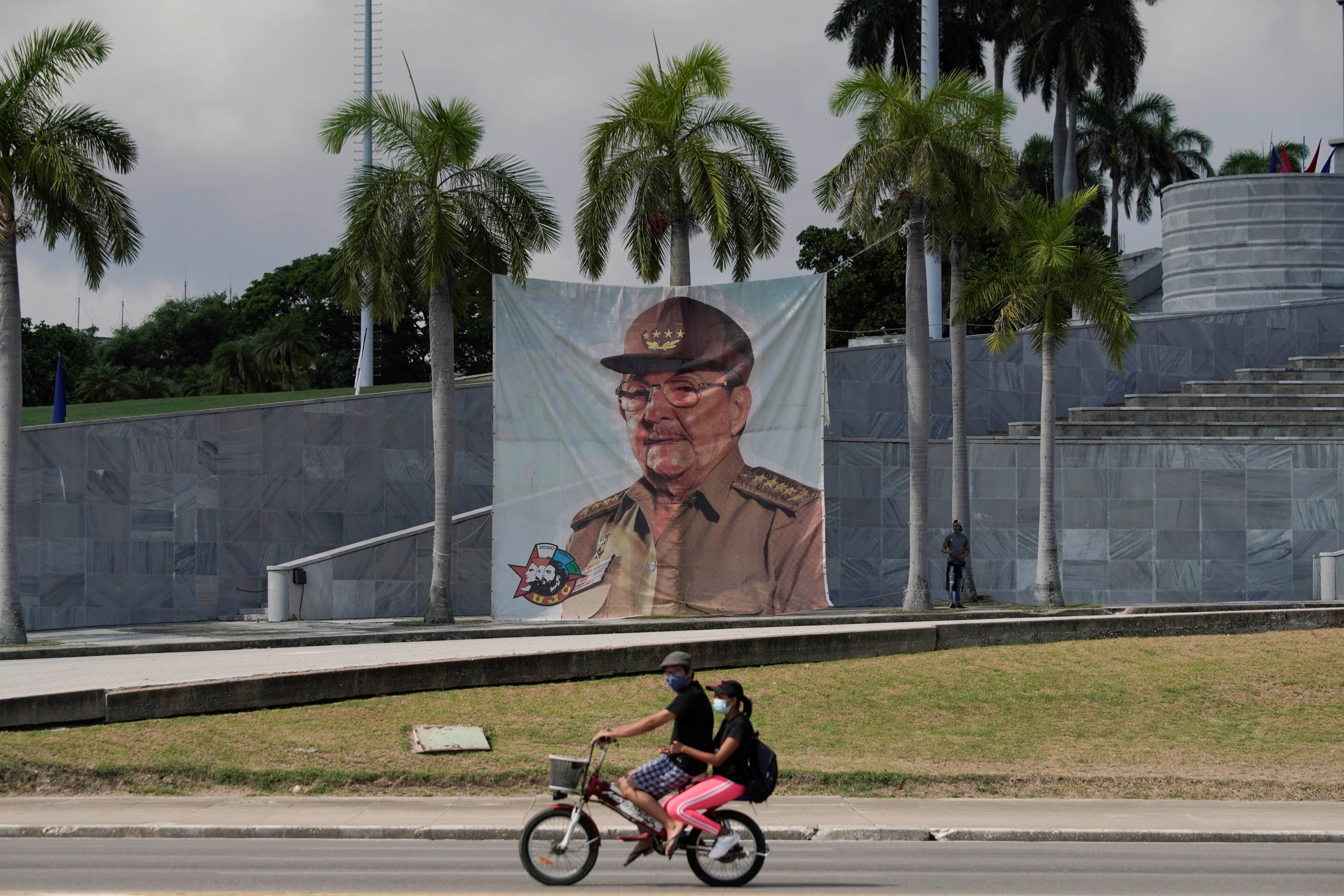 Secretismo y muchas dudas en Cuba con las repentinas muertes de seis generales. (Foto: Reuters)