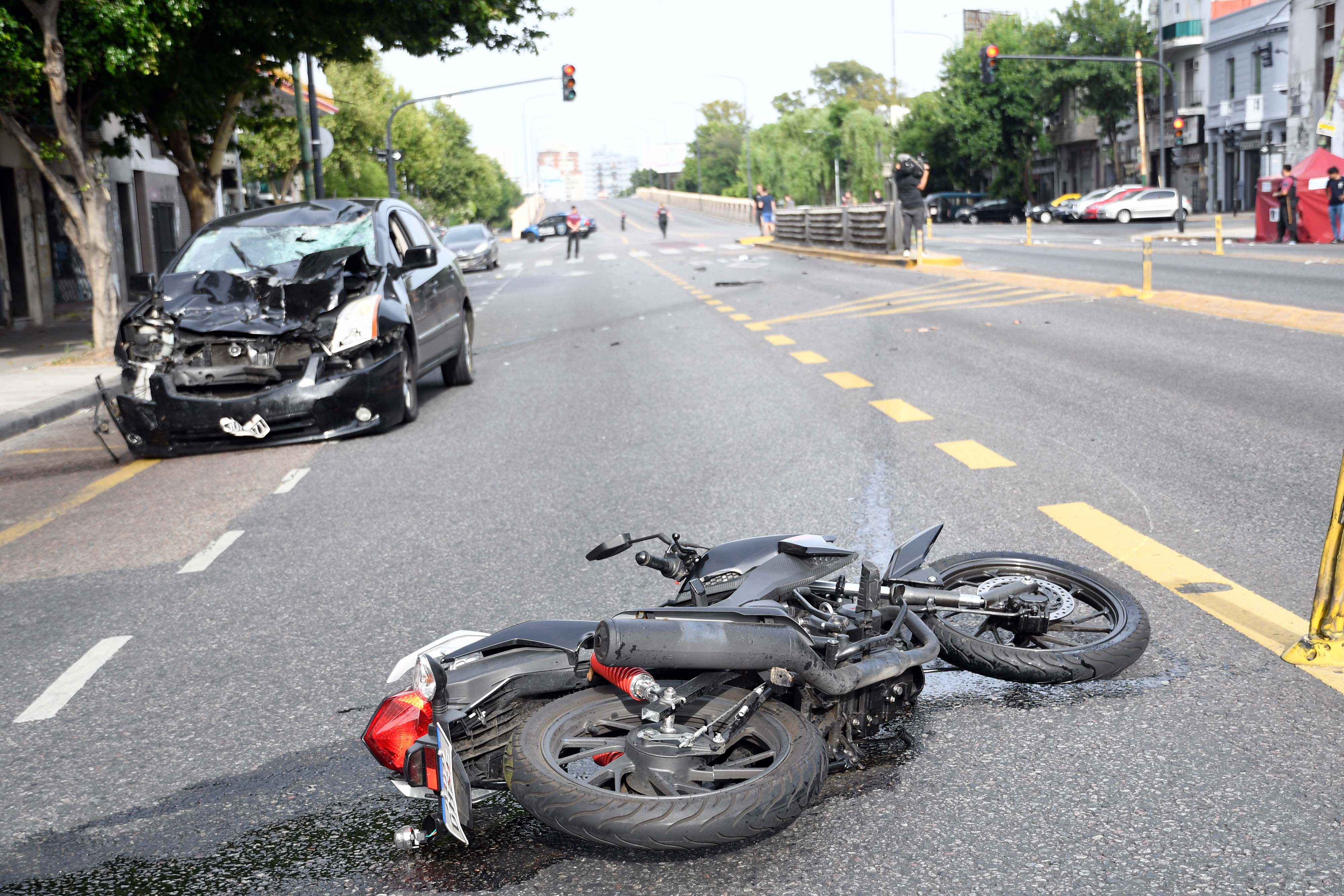Cuáles son las 5 causas de accidente en moto más comunes | TN