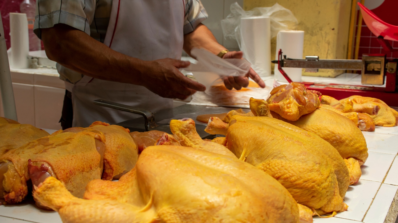 Inflación sin freno: el pollo subió más de 30% en 10 días y el kilo ya  supera los $700 | TN