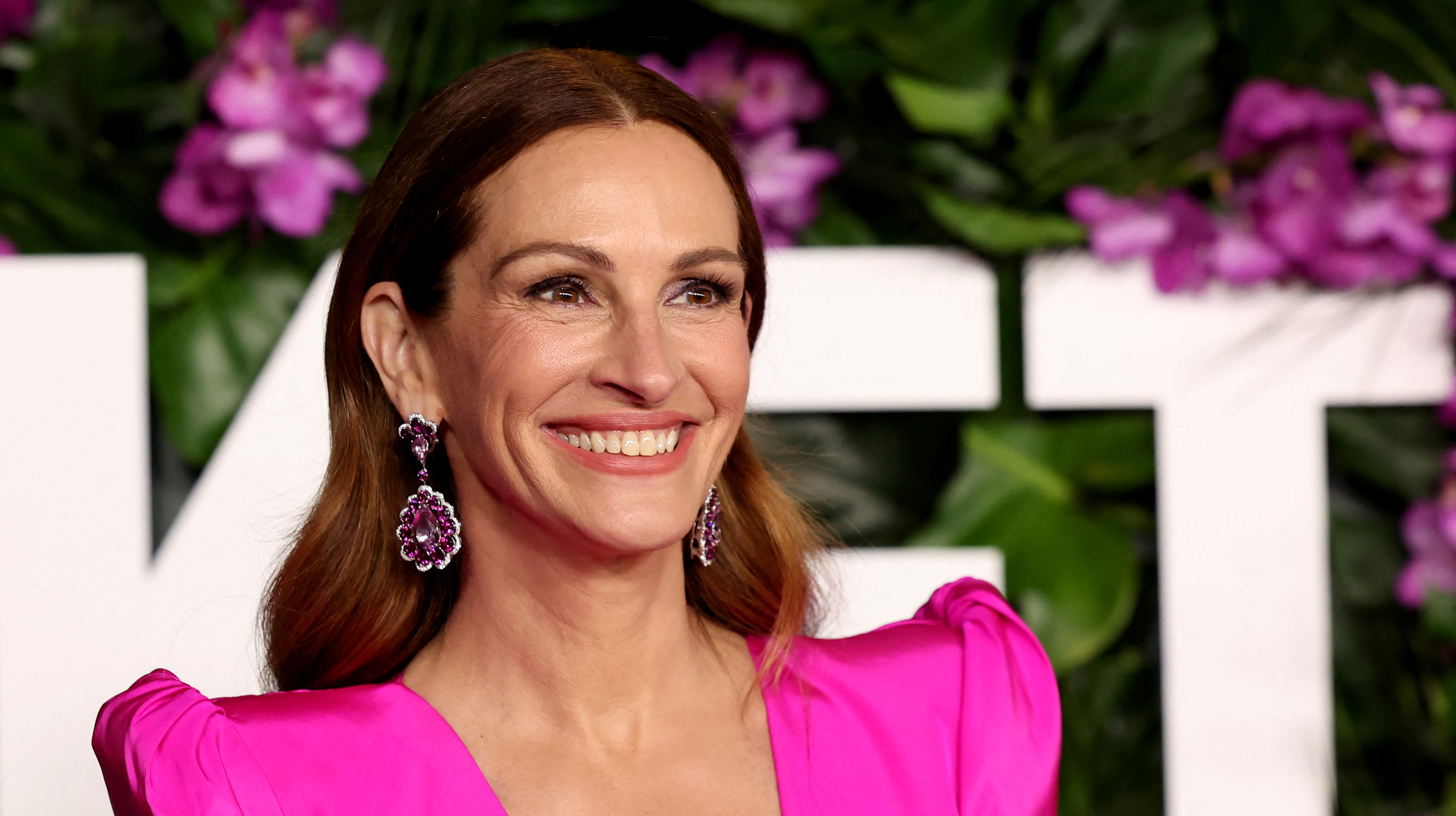 Cast member Julia Roberts attends a premiere for the film "Ticket to Paradise" in Los Angeles, California, U.S., October 17, 2022. REUTERS/Mario Anzuoni