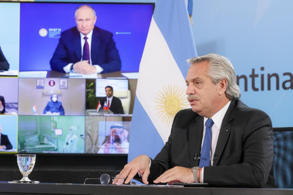 El presidente Alberto Fernández durante la conferencia de prensa conjunta con Vladimir Putin. (Foto: Presidencia).