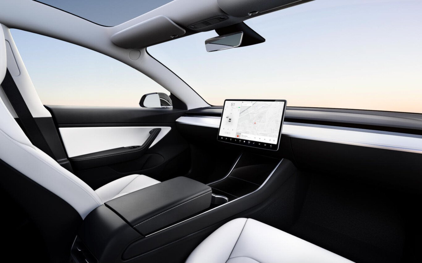 ¿Un Tesla más accesible y directamente sin volante?