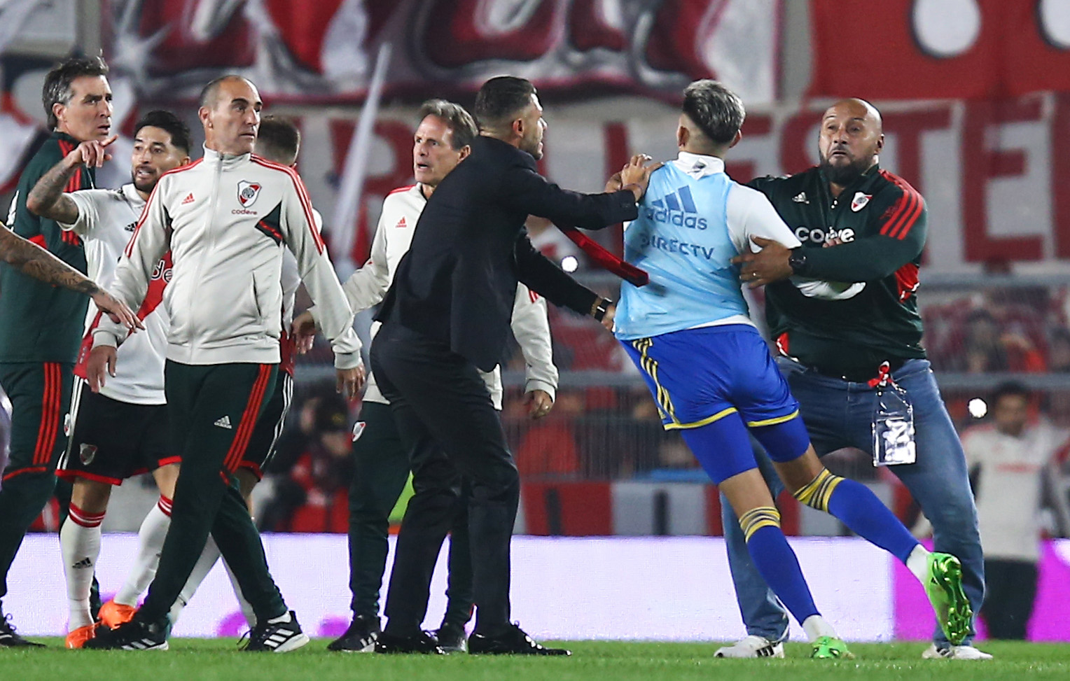 Quién es Diego “La Roca” Moreno, el guardaespaldas que alentaba a River y  fue elegido por Gallardo para cuidar al plantel | TN