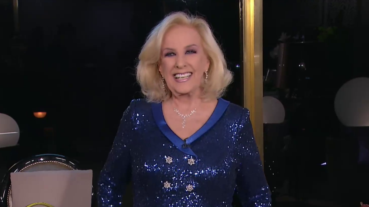 Así comenzó La Noche de Mirtha desde Mar del Plata: "Qué lindo estar aquí de nuevo"