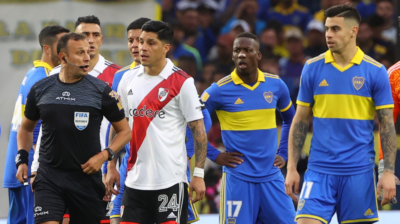 Darío Herrera será el árbitro del Superclásico. (Foto: EFE)