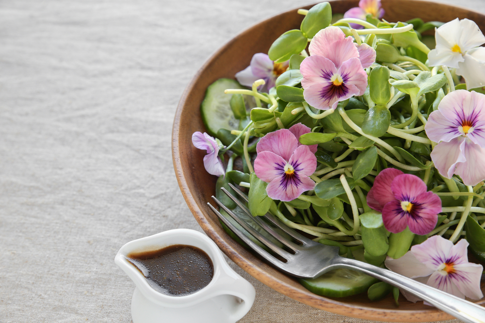 Primavera en Cucinare: 27 flores comestibles que podés usar para cocinar en tu casa