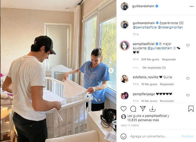 Pampita armando la cuna de la bebé junto a su hermano Guillermo Ardohain/Foto: Instagram