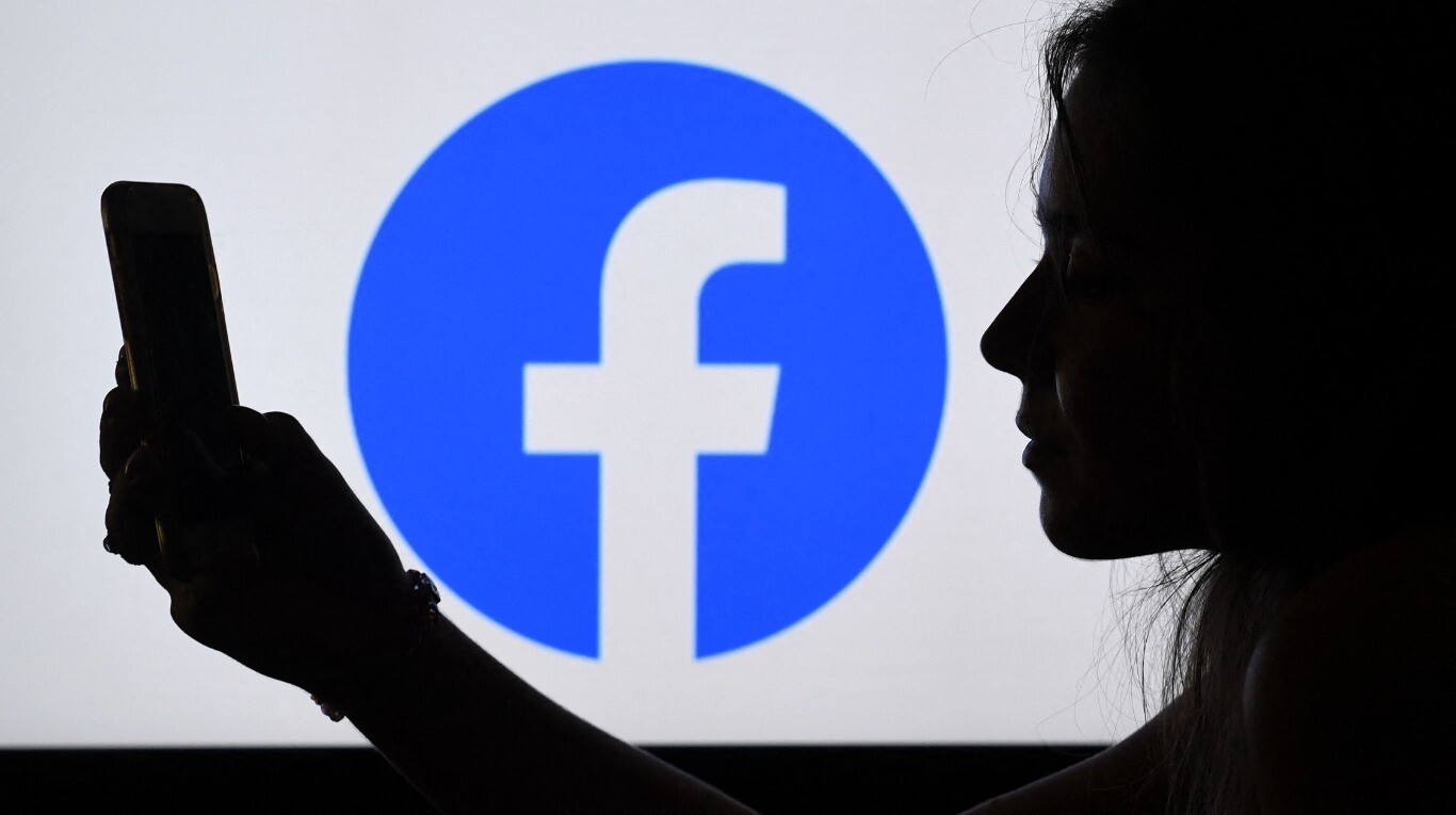 La Comisión de Comercio estadounidense reformulo su denuncia contra Facebook (Foto: AFP/Olivier Douliery)