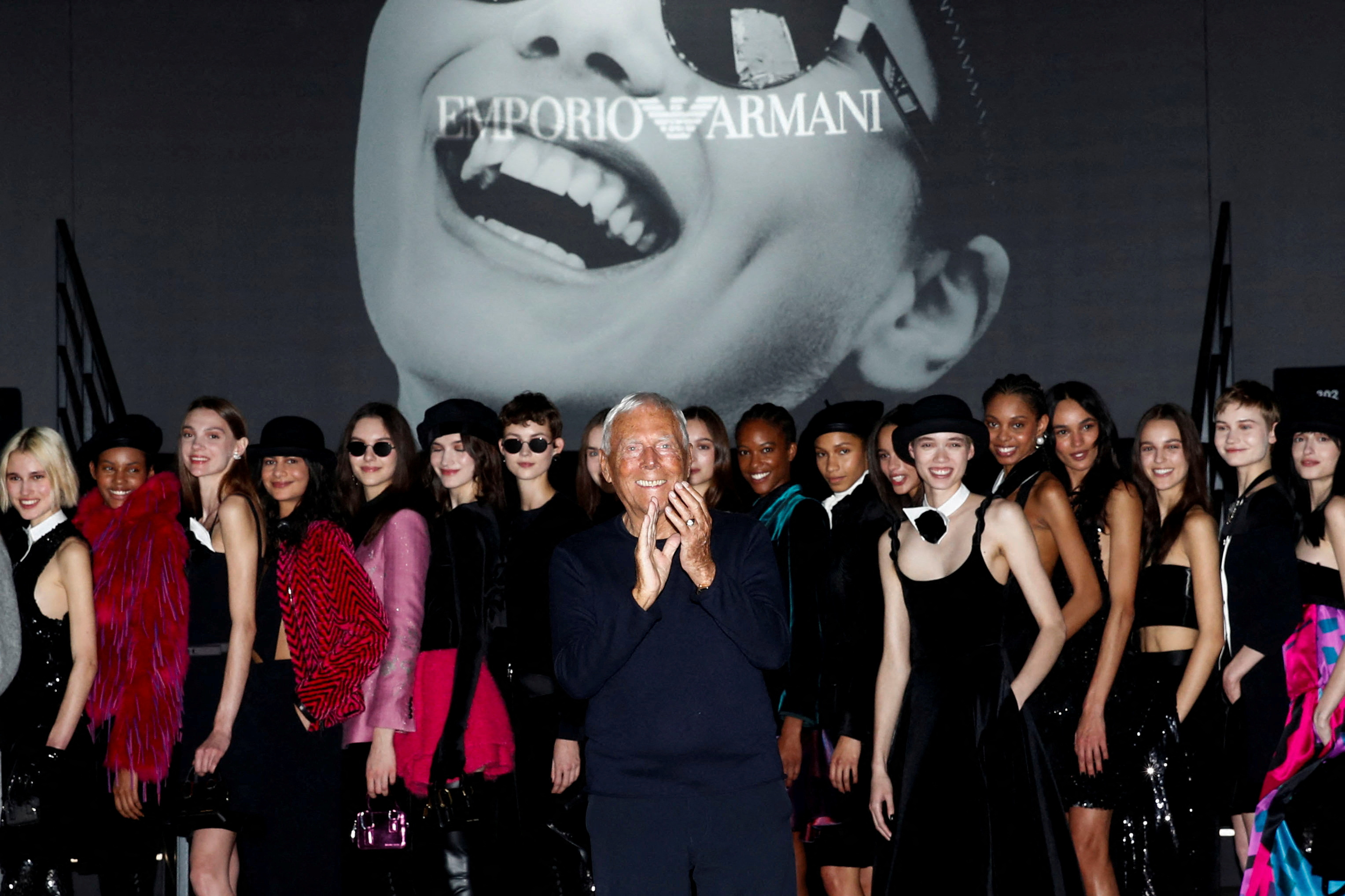 Giorgio Armani vestirá atletas italianos até Jogos de 2026 - Moda e  Sociedade - ANSA Brasil