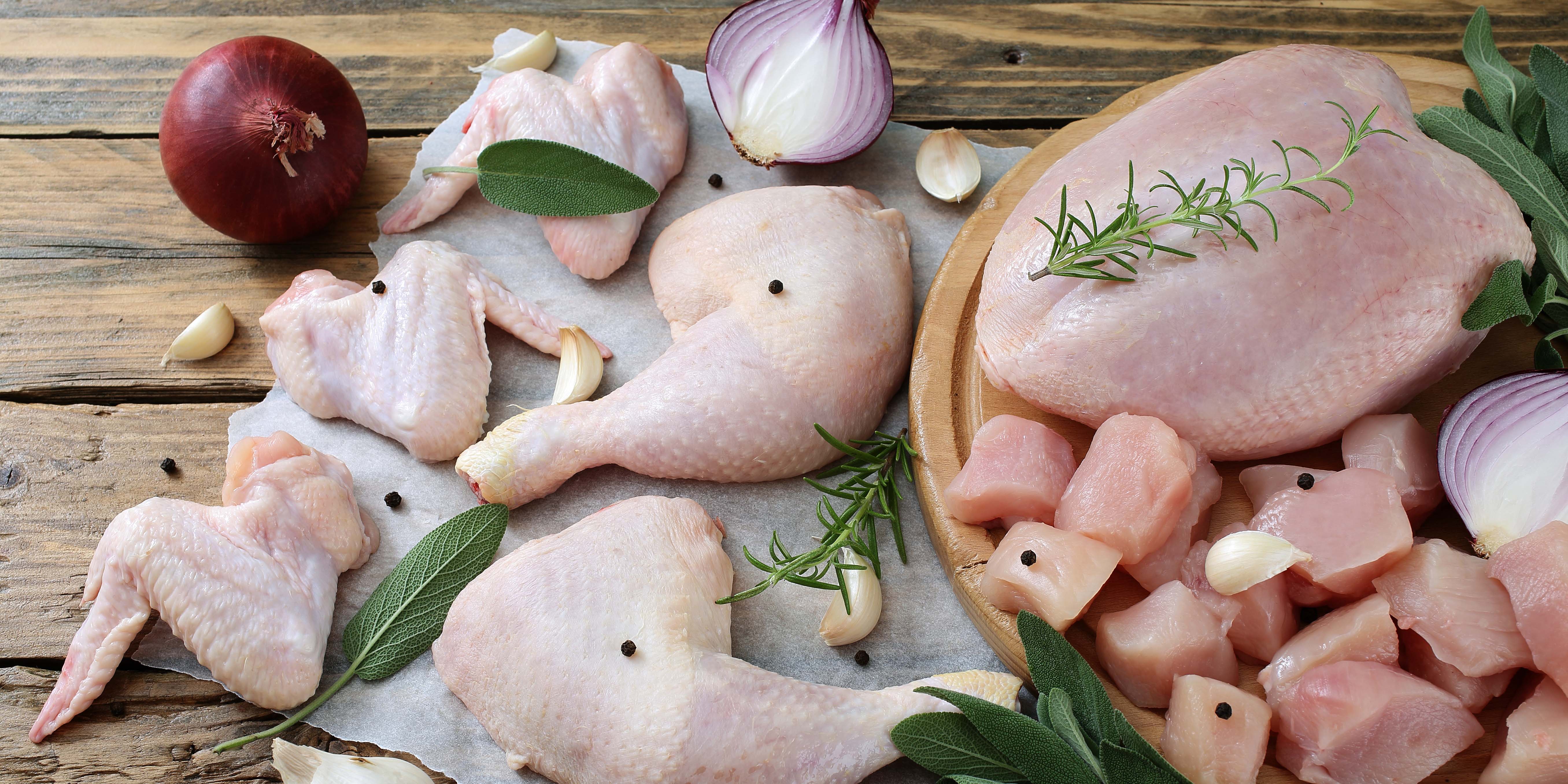 Cómo lavar el pollo en la cocina de manera más segura | TN