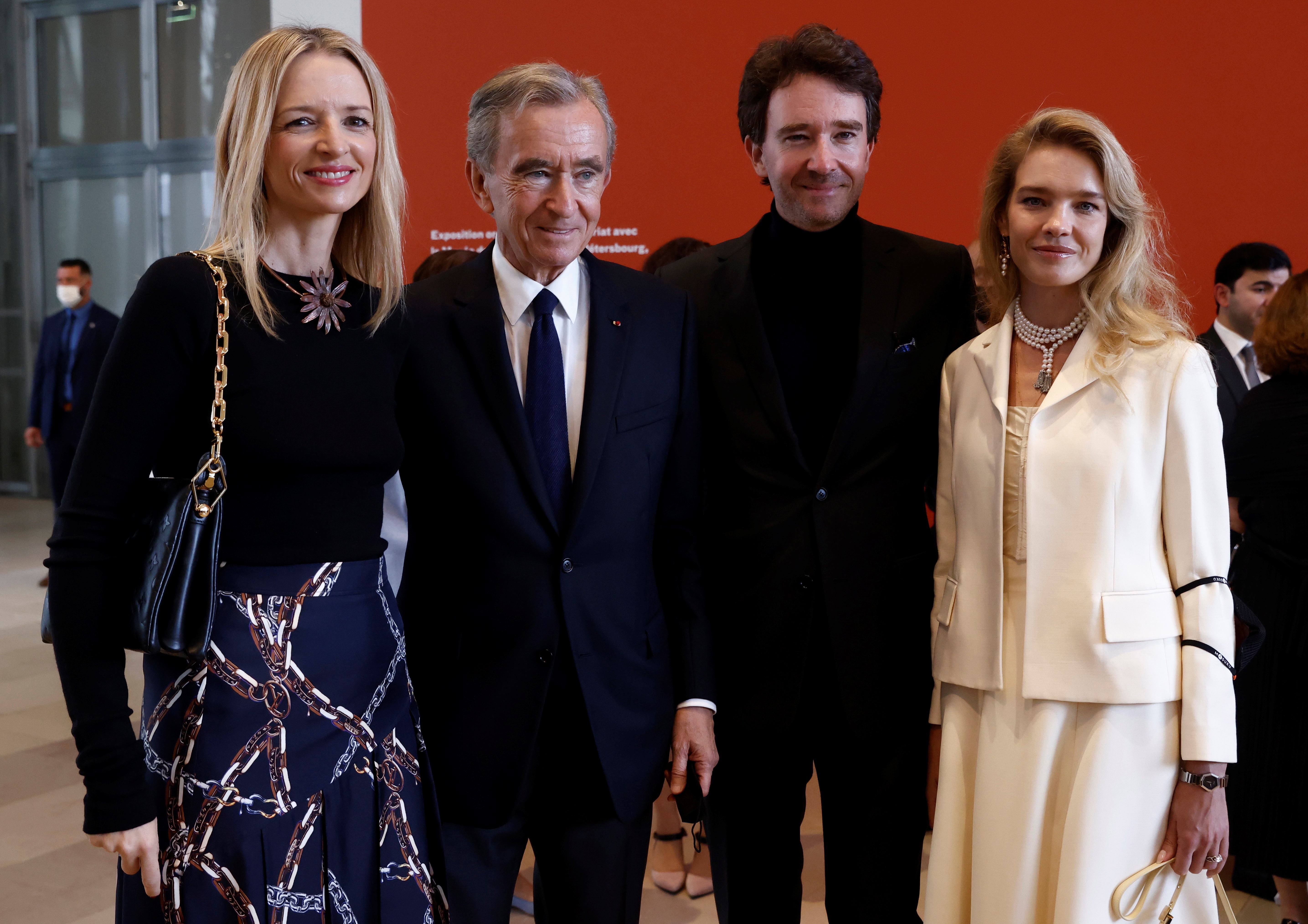 Quién es Delphine Arnault, la heredera del hombre más rico del mundo y  nueva presidenta de Dior