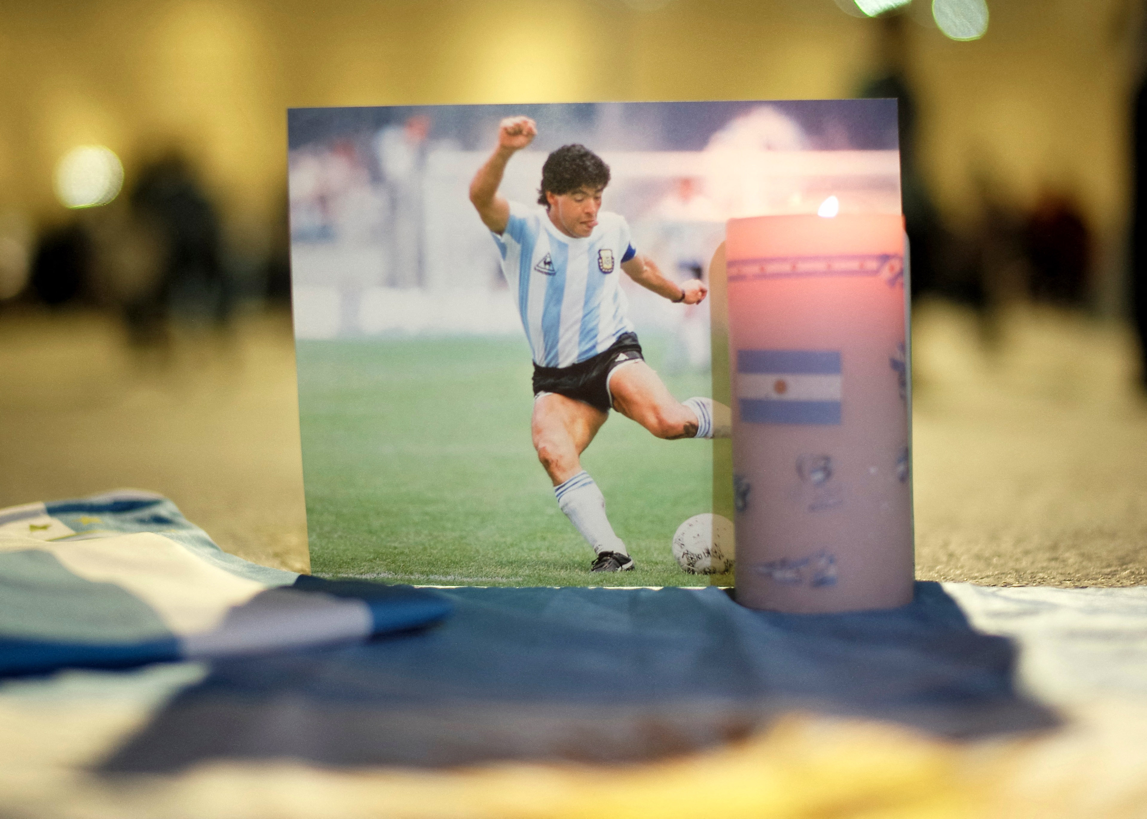 Los objetos más llamativos que encontraron en el último container de Diego  Maradona | TN