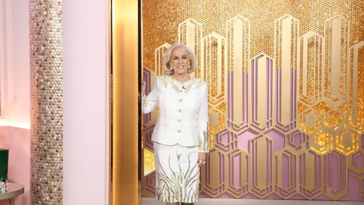 Mirtha Legrand recibió el alta, está en su casa y Nacho Viale dice que tiene "ganas de retomar su actividad normal"