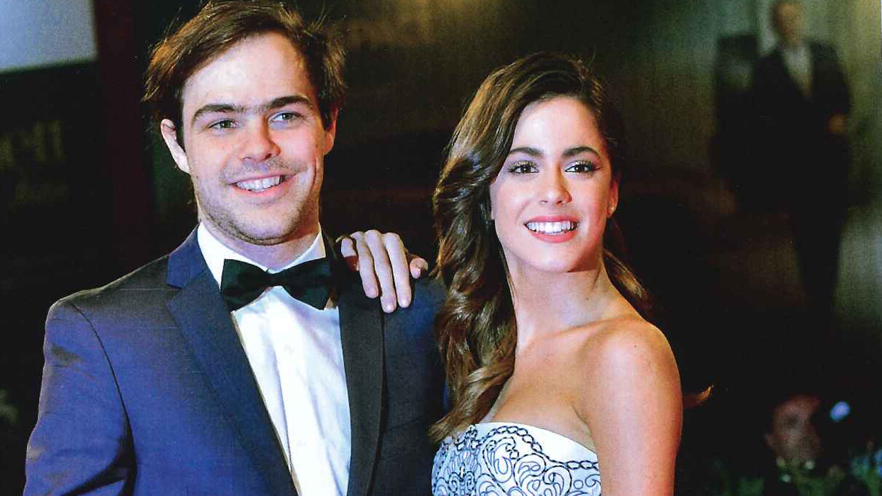 Esto es amor: te mostramos el beso más apasionado de Tini Stoessel y Peter  Lanzani | eltrece