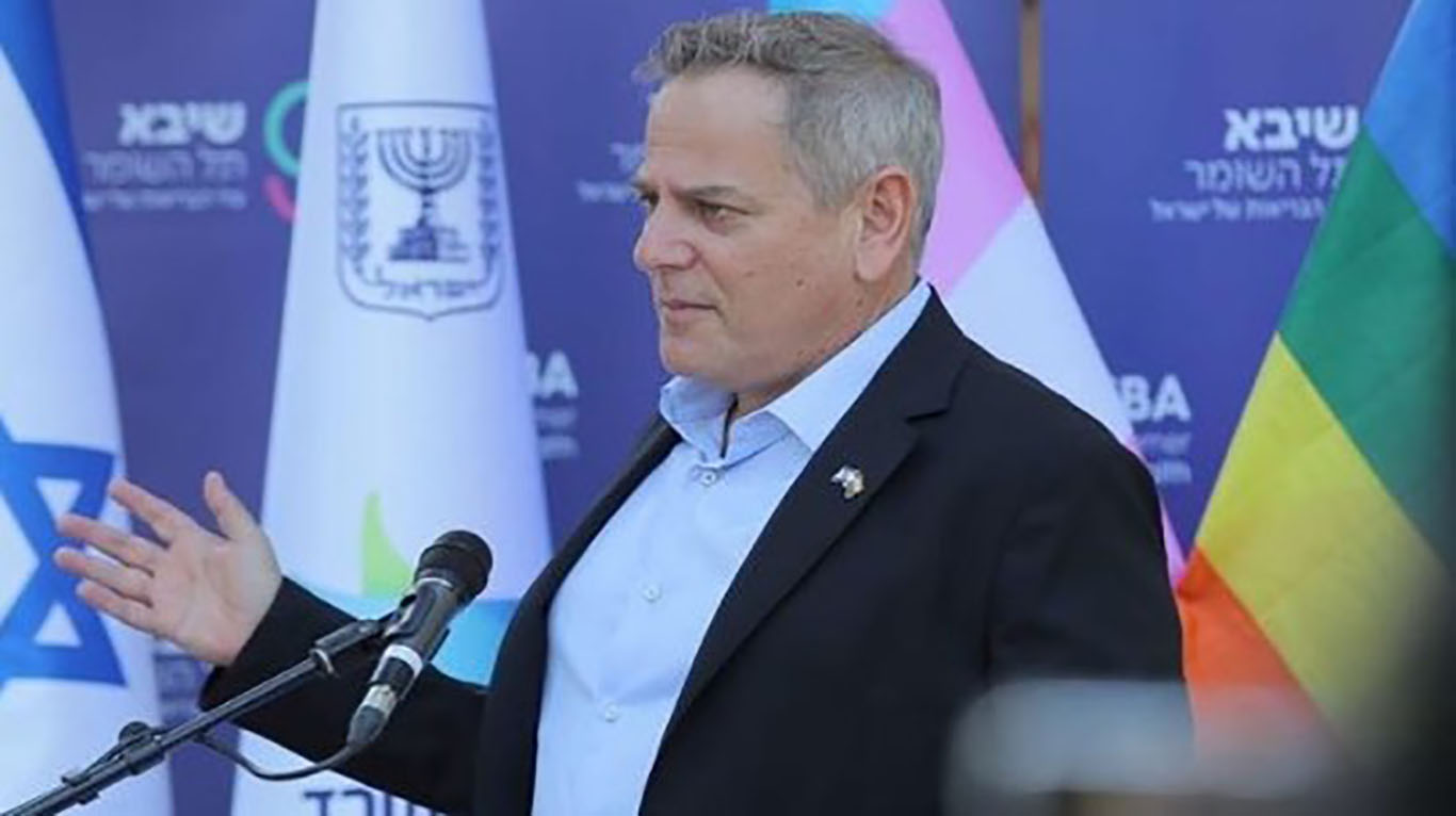 Nitzan Horowitz, ministro de Salud israelí, anunció que se levantan las restricciones que les impedían a las personas homosexuales donar sangre. (Foto: Instagram/@nitzanho)
