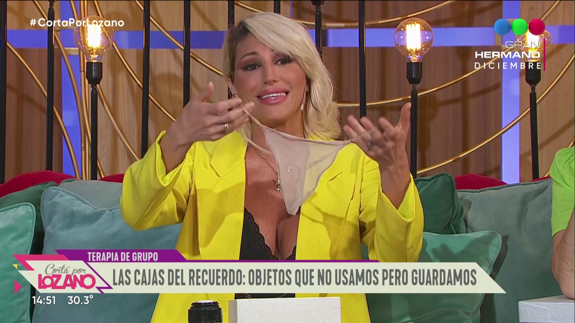 Vicky Xipolitakis mostró en vivo su “tanga de la suerte” y explicó por qué  es tan especial | Ciudad Magazine