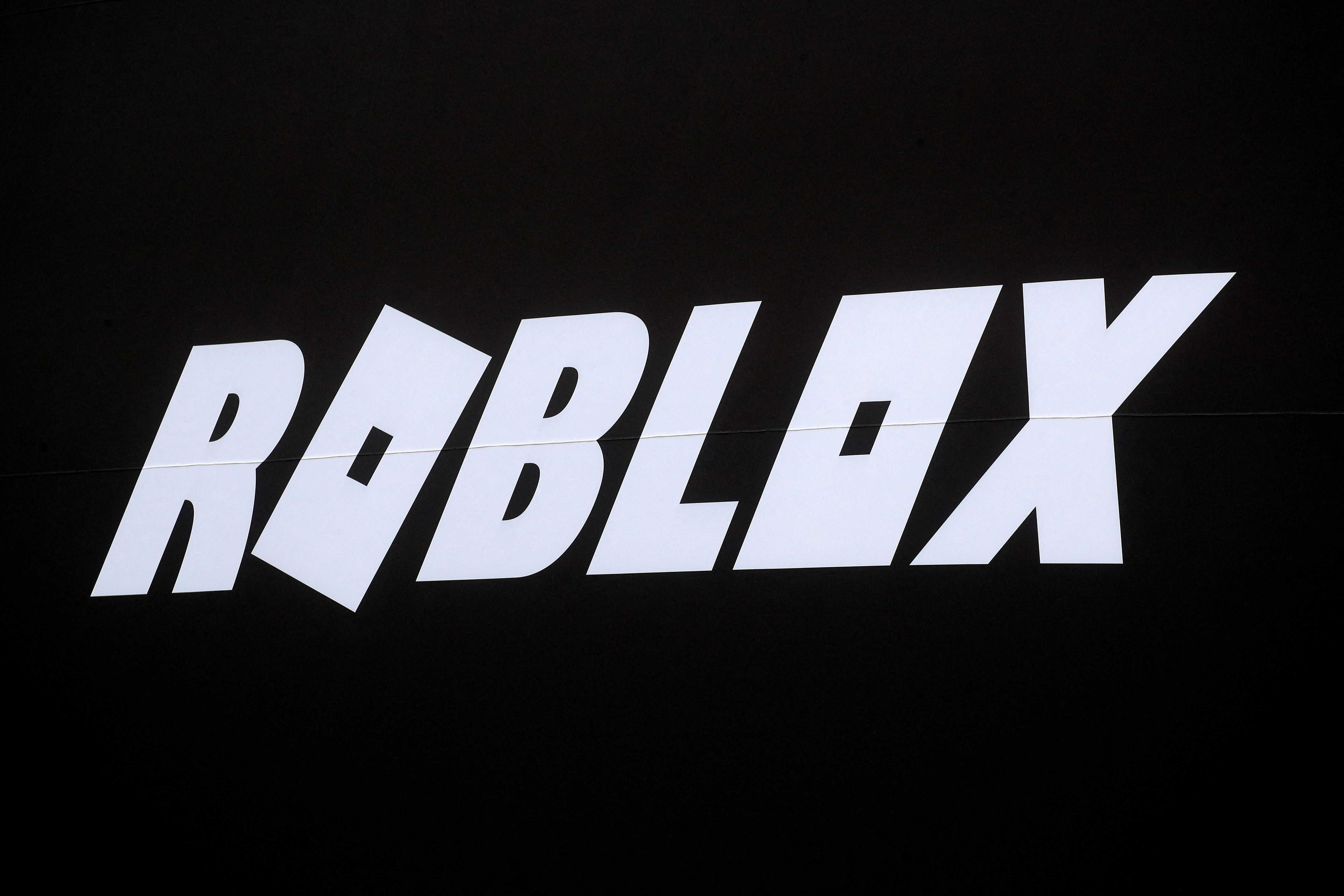 Roblox, la plataforma de videojuegos gobernada por nenes, suma chats de voz
