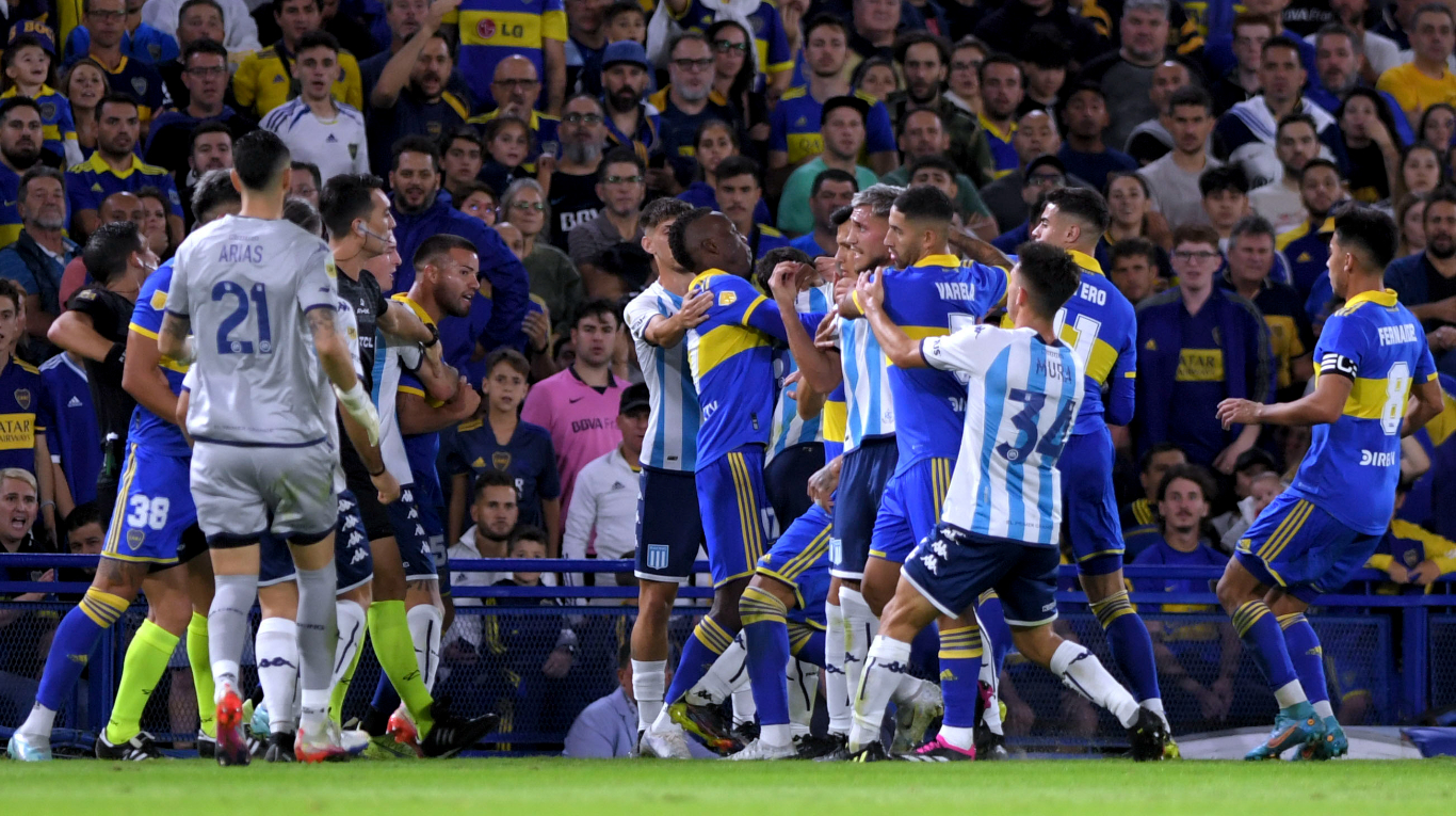 Clima caliente entre Boca y Racing. (Foto: Telam)