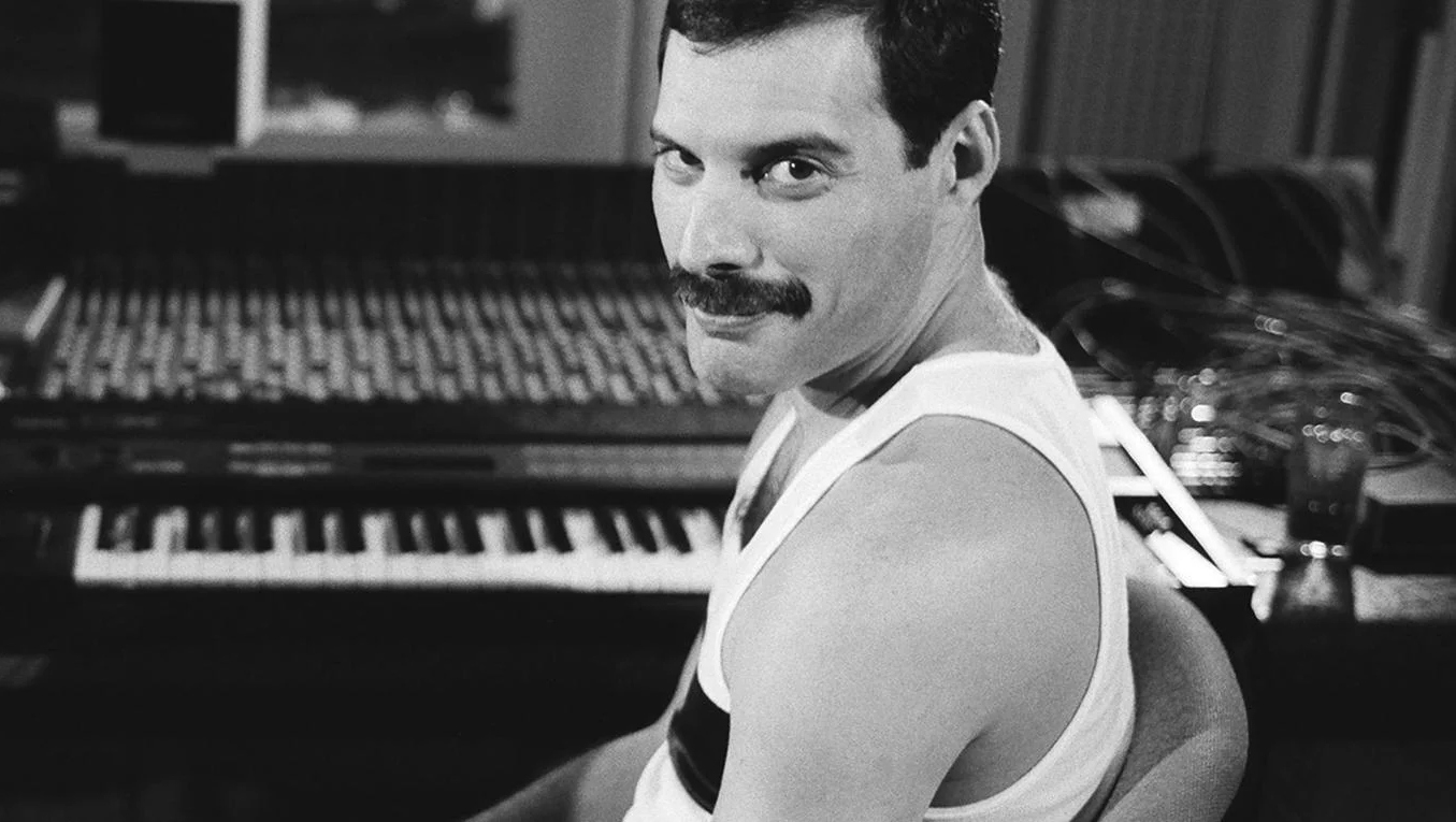 Freddie Mercury en el estudio.  (Foto: Reuters/Peter Roshler)