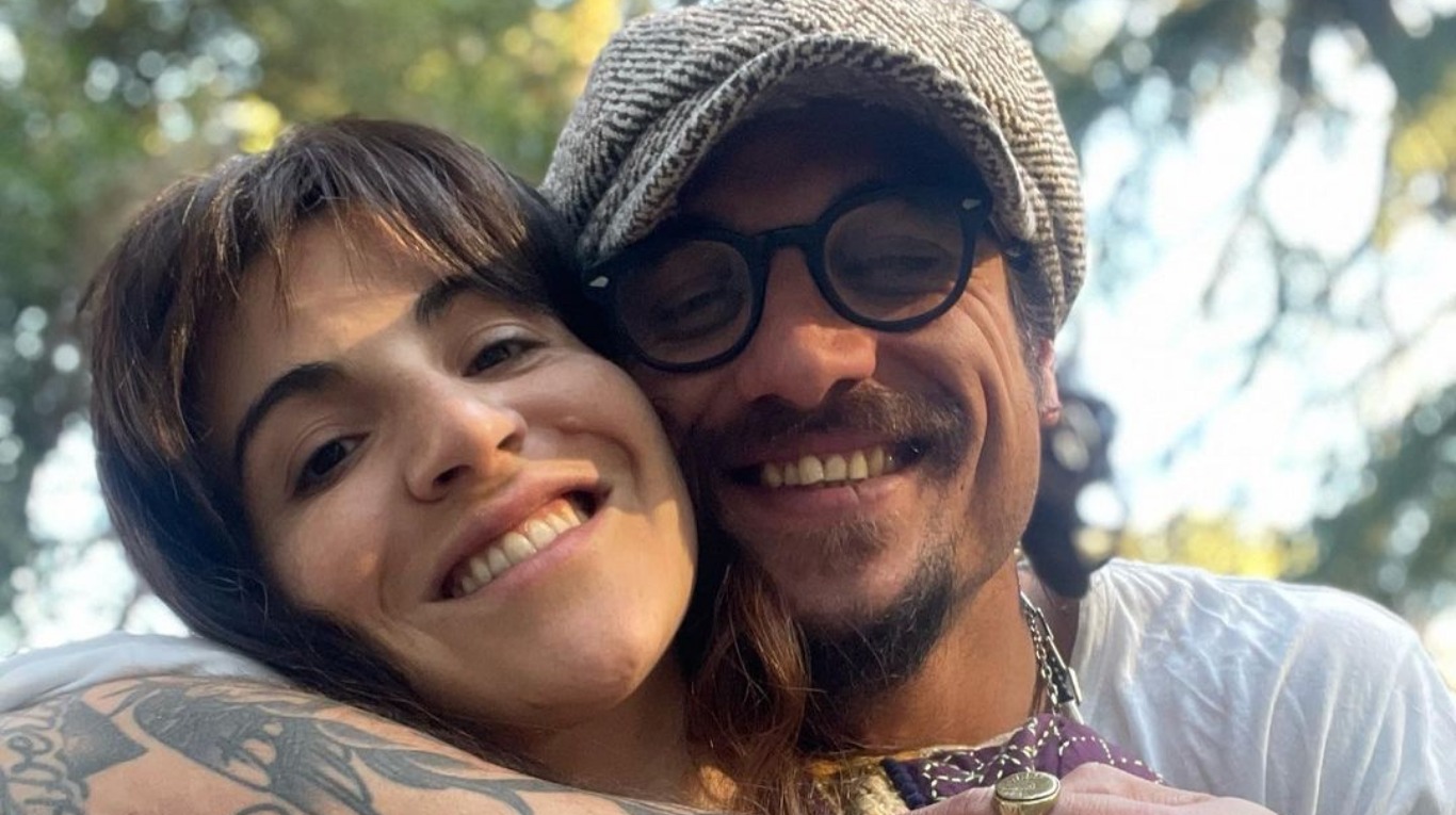 La hija menor de Claudia Villafañe y el deportista se mostraron más enamorados que nunca. (Foto: Instagram/@daniosvaldobv)