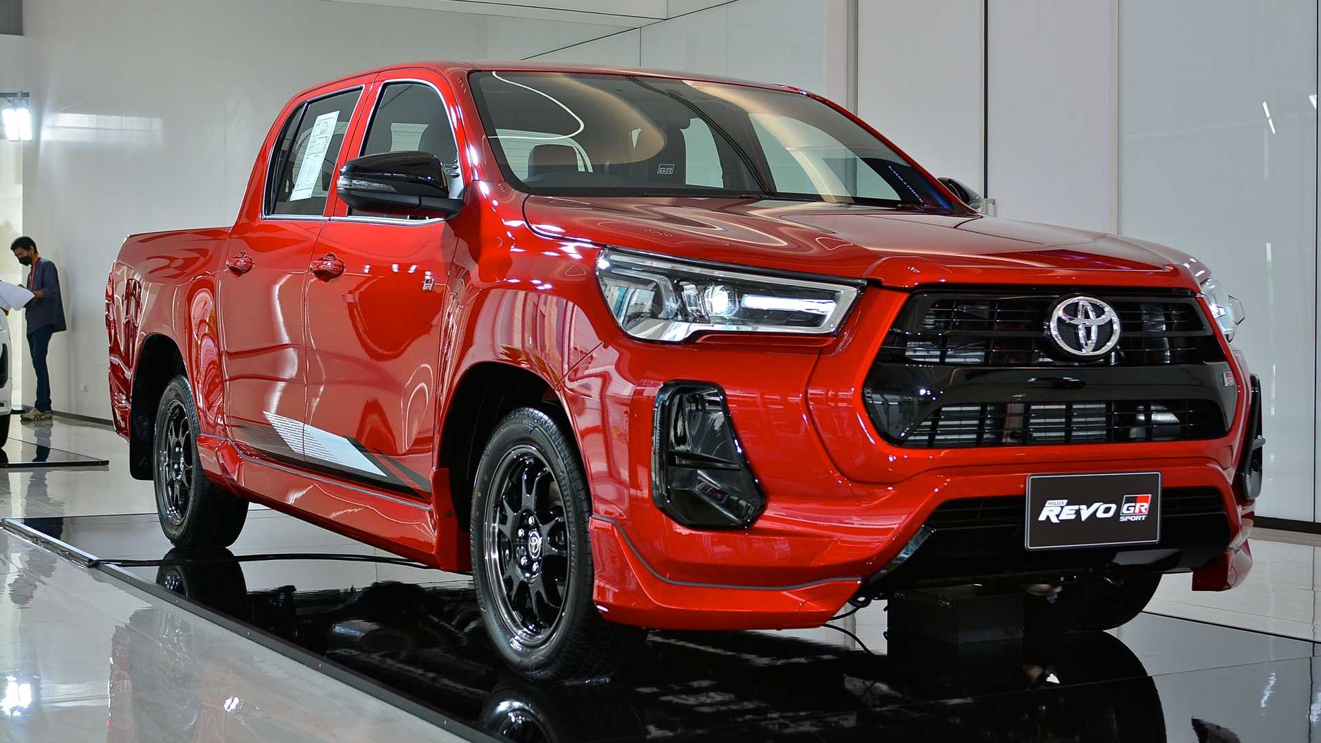 Así es la nueva versión “mejorada” de la Toyota Hilux: en qué