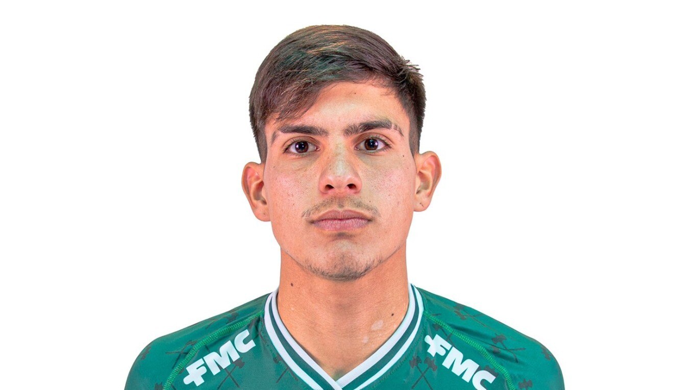 Gonzalo Durañy, futbolista de Sarmiento de Junín, se recupera tras haber sido agredido con un botellazo en la cabeza. (Foto: Twitter de @CASarmientoOf)