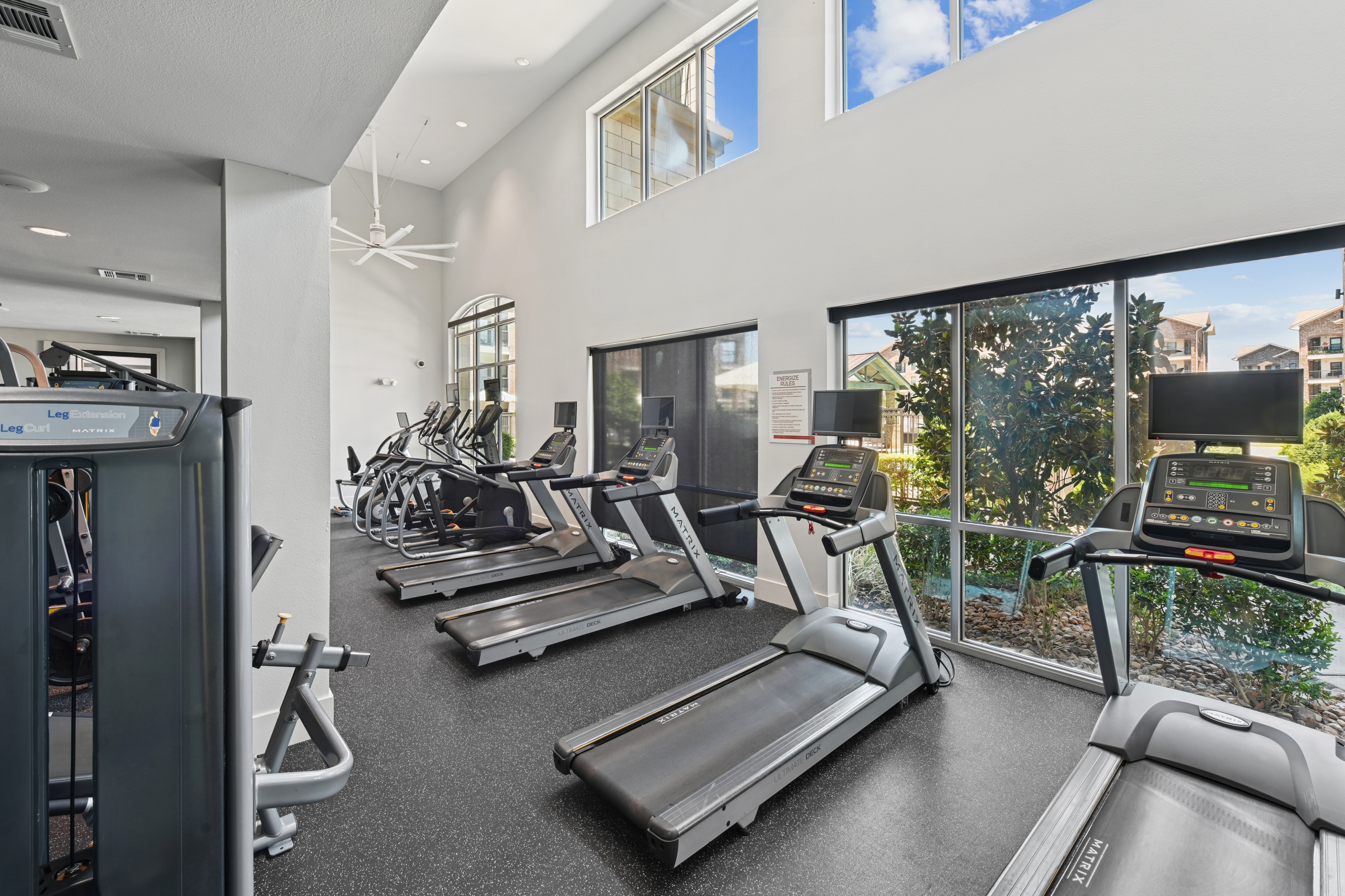 Gym at Avalon (3 of 4)