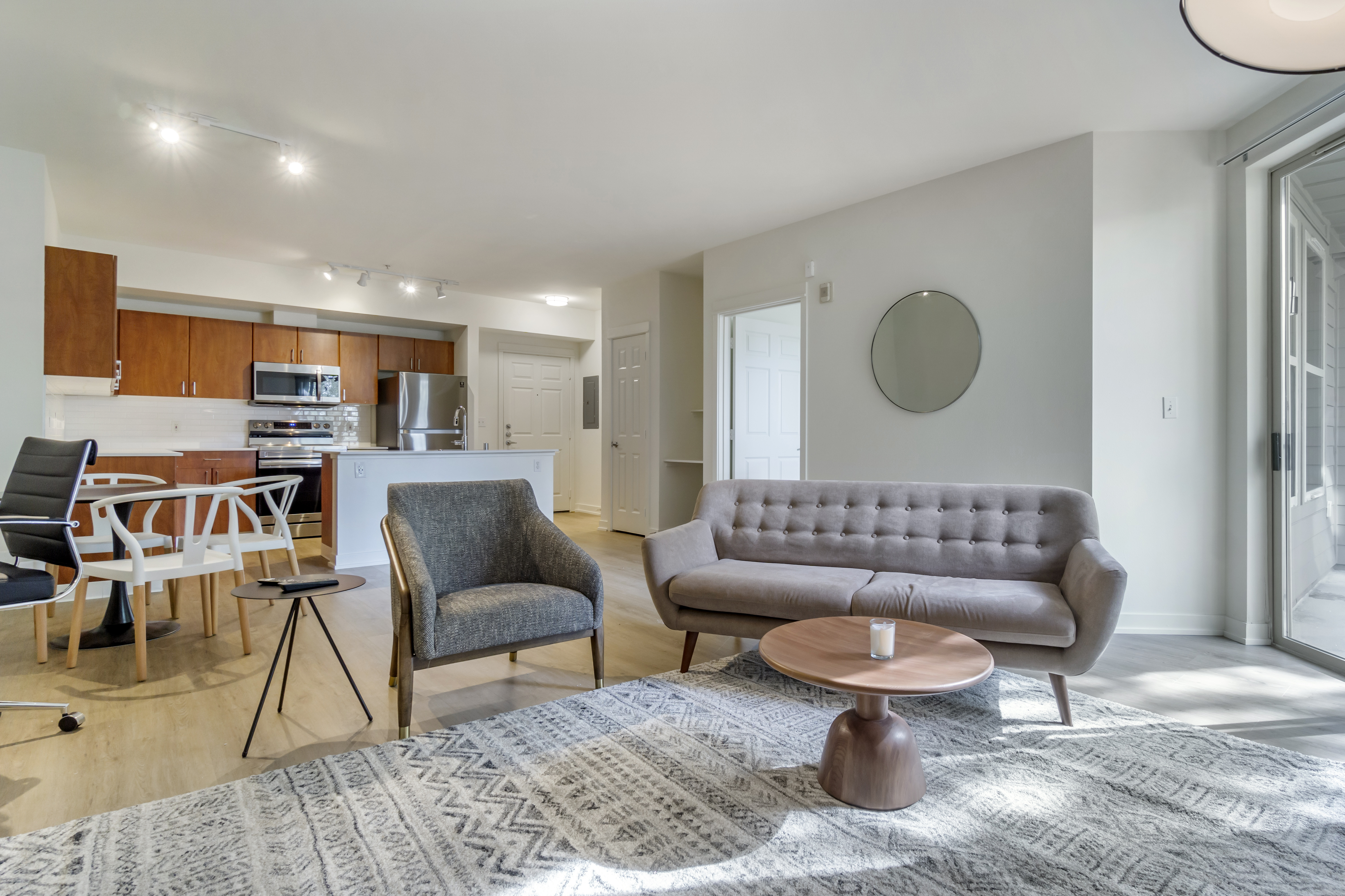 Avalon Bellevue 13 of 27