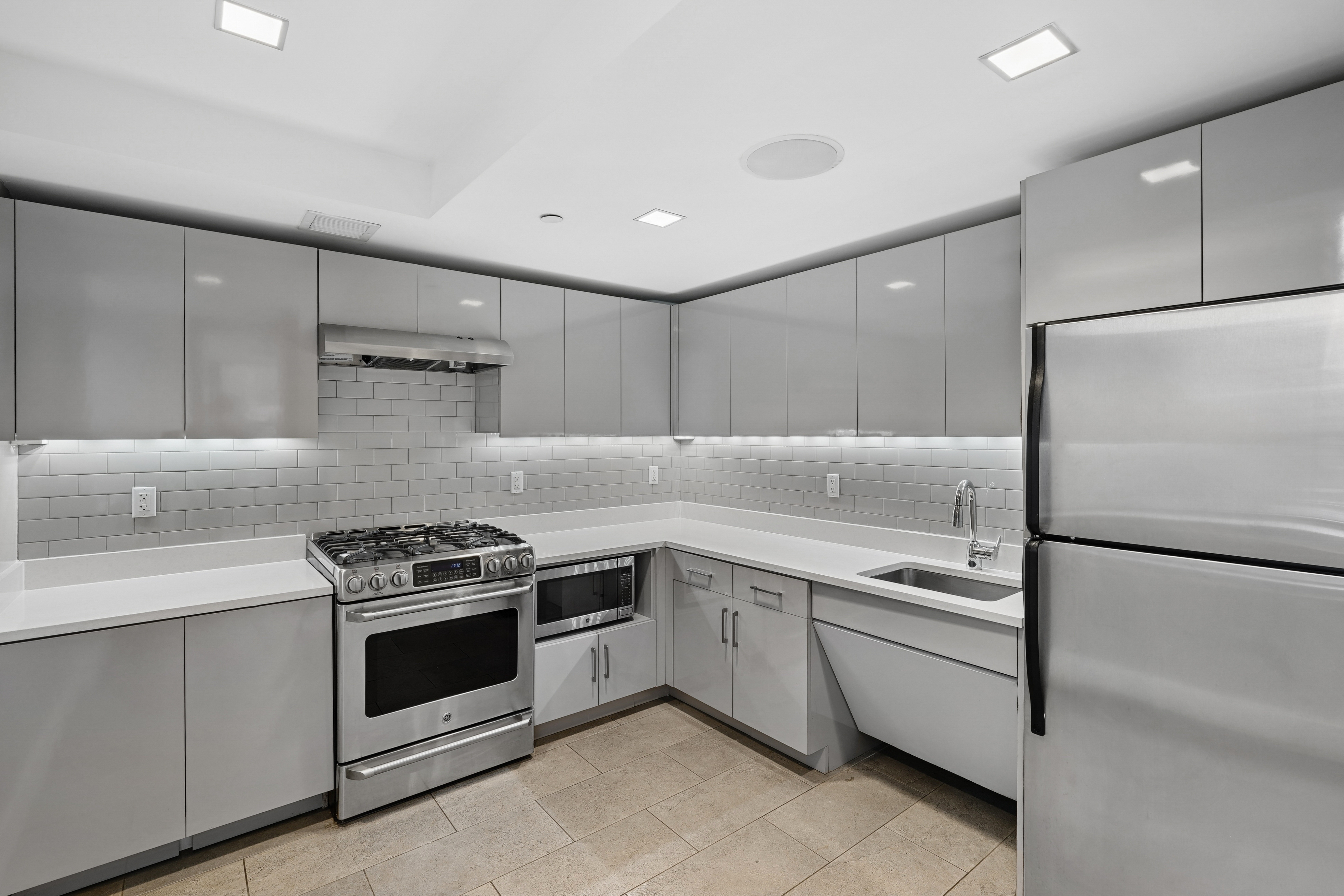 Avalon West Chelsea 11 of 12