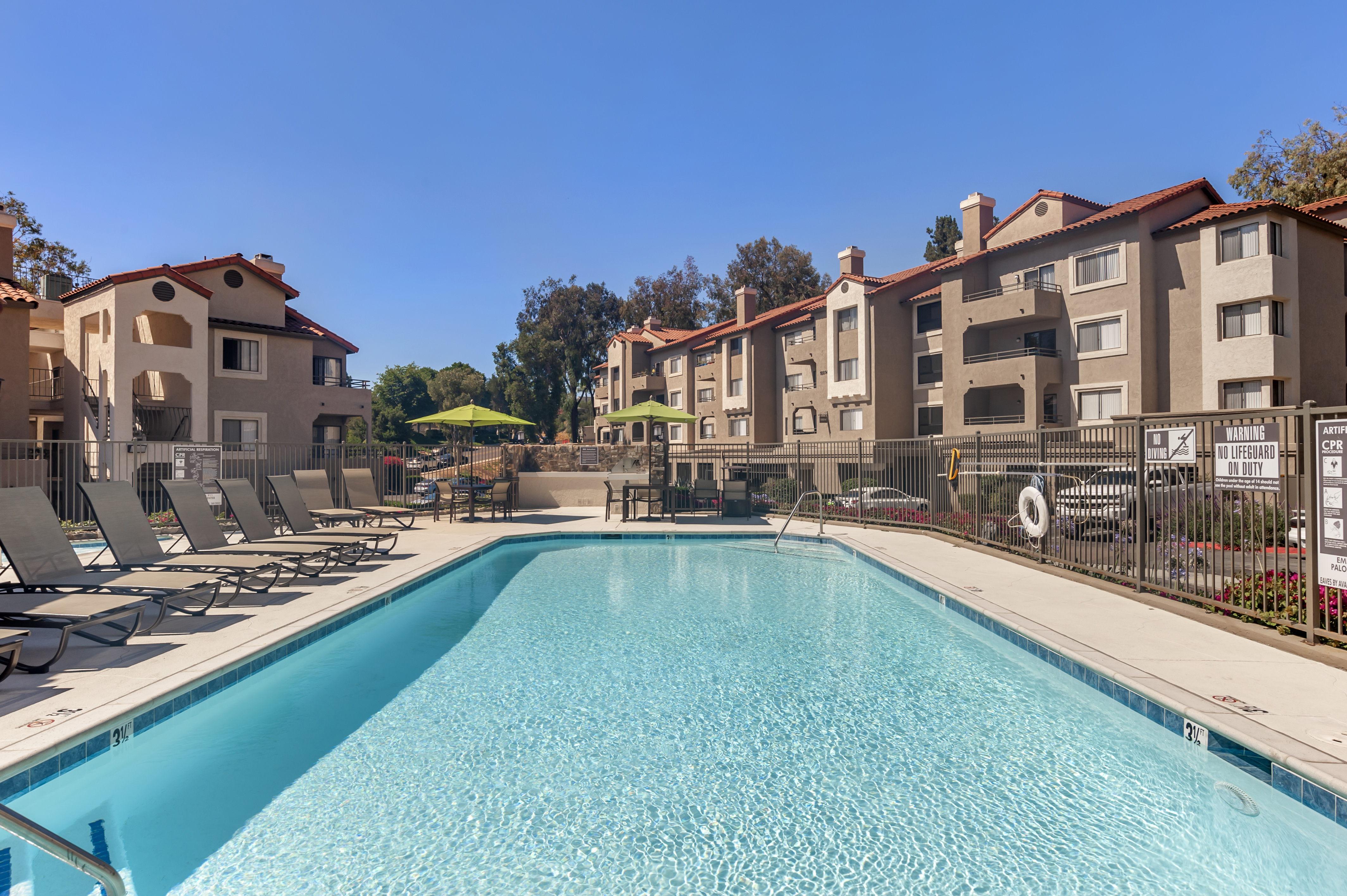 Pool at Eaves Rancho Penasquitos (1 of 2)