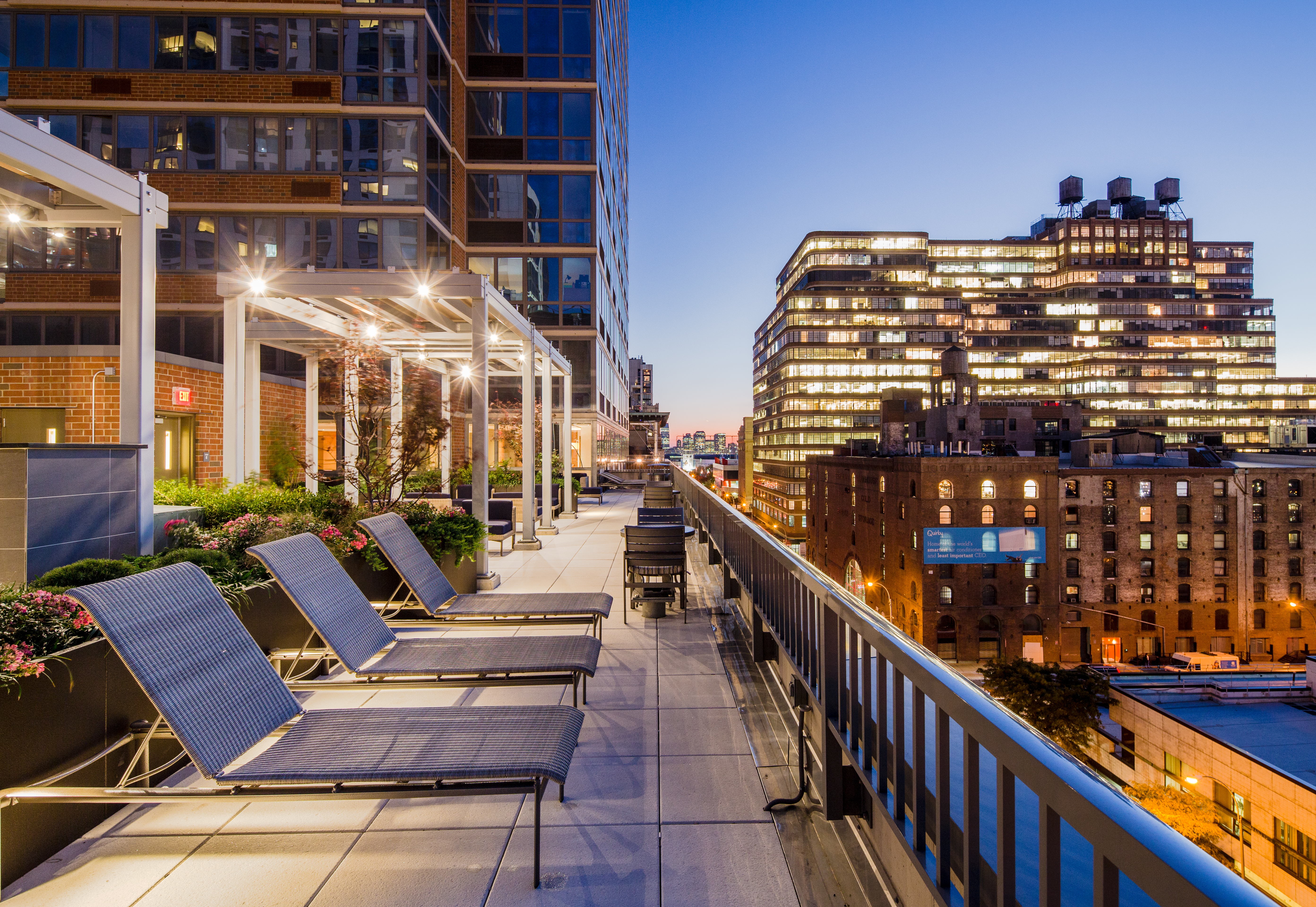 Roof deck at Avalon West Chelsea (3 of 3)