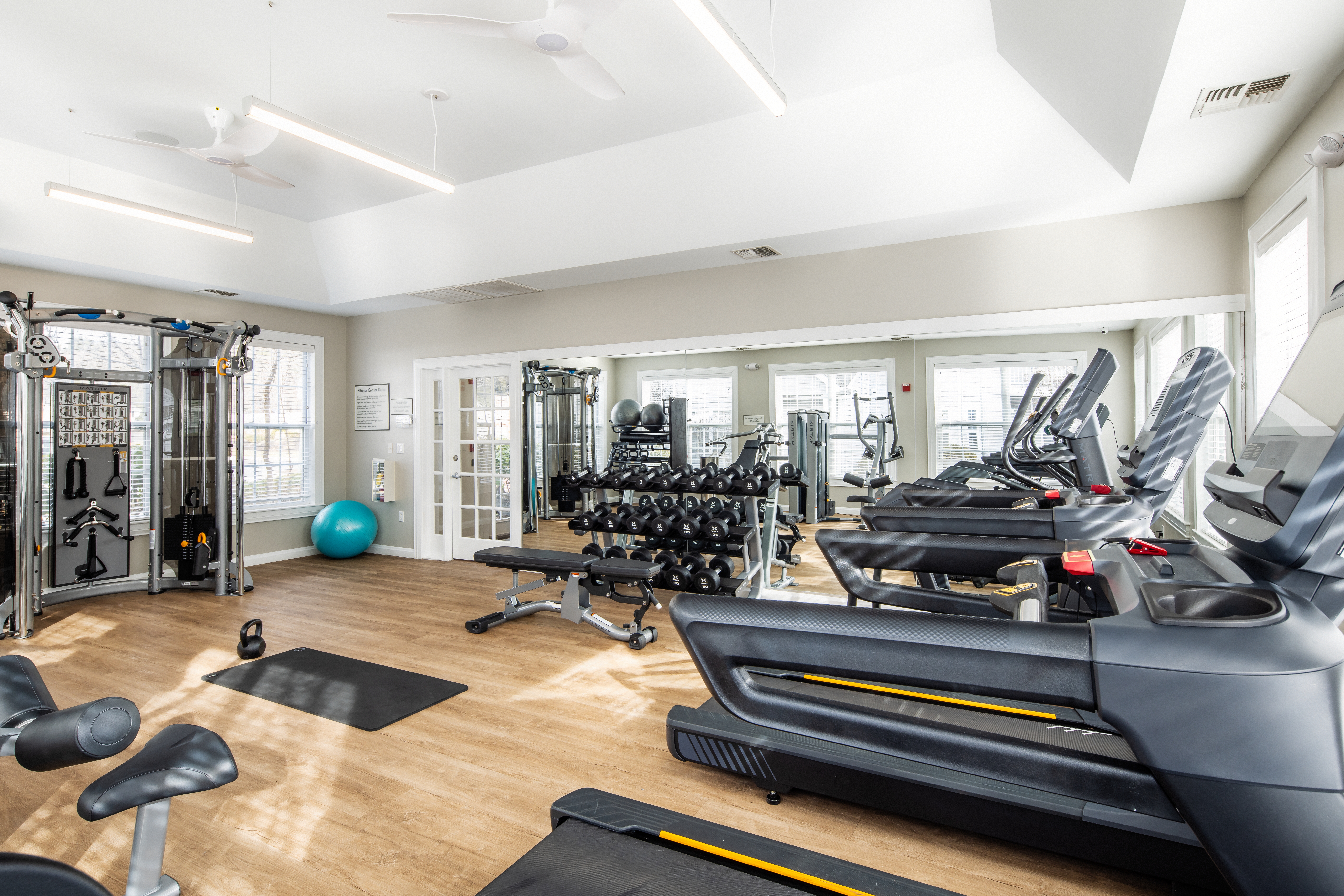 Gym at Eaves Wilmington And Wilmington West (4 of 6)