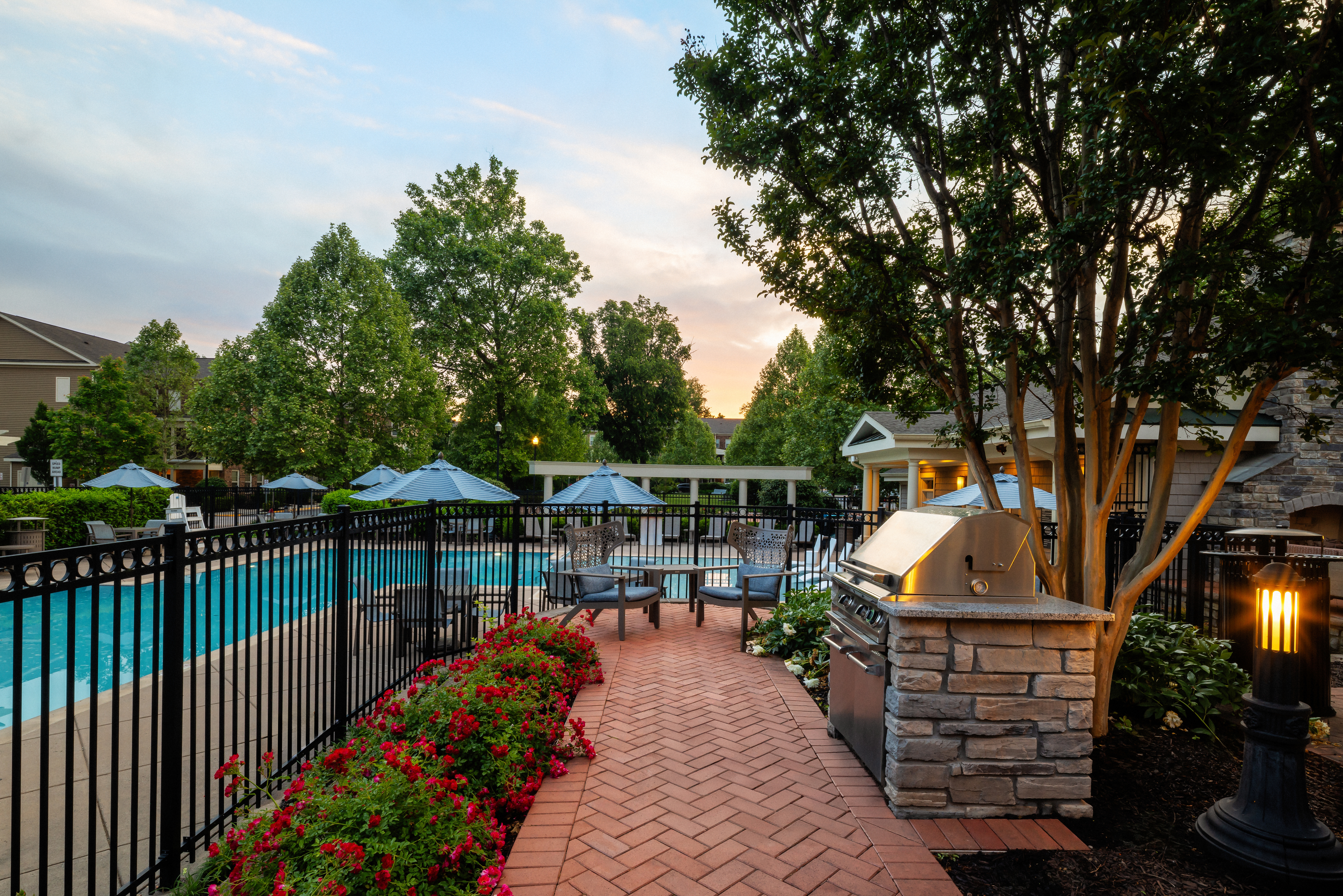 Pool at Avalon (5 of 5)