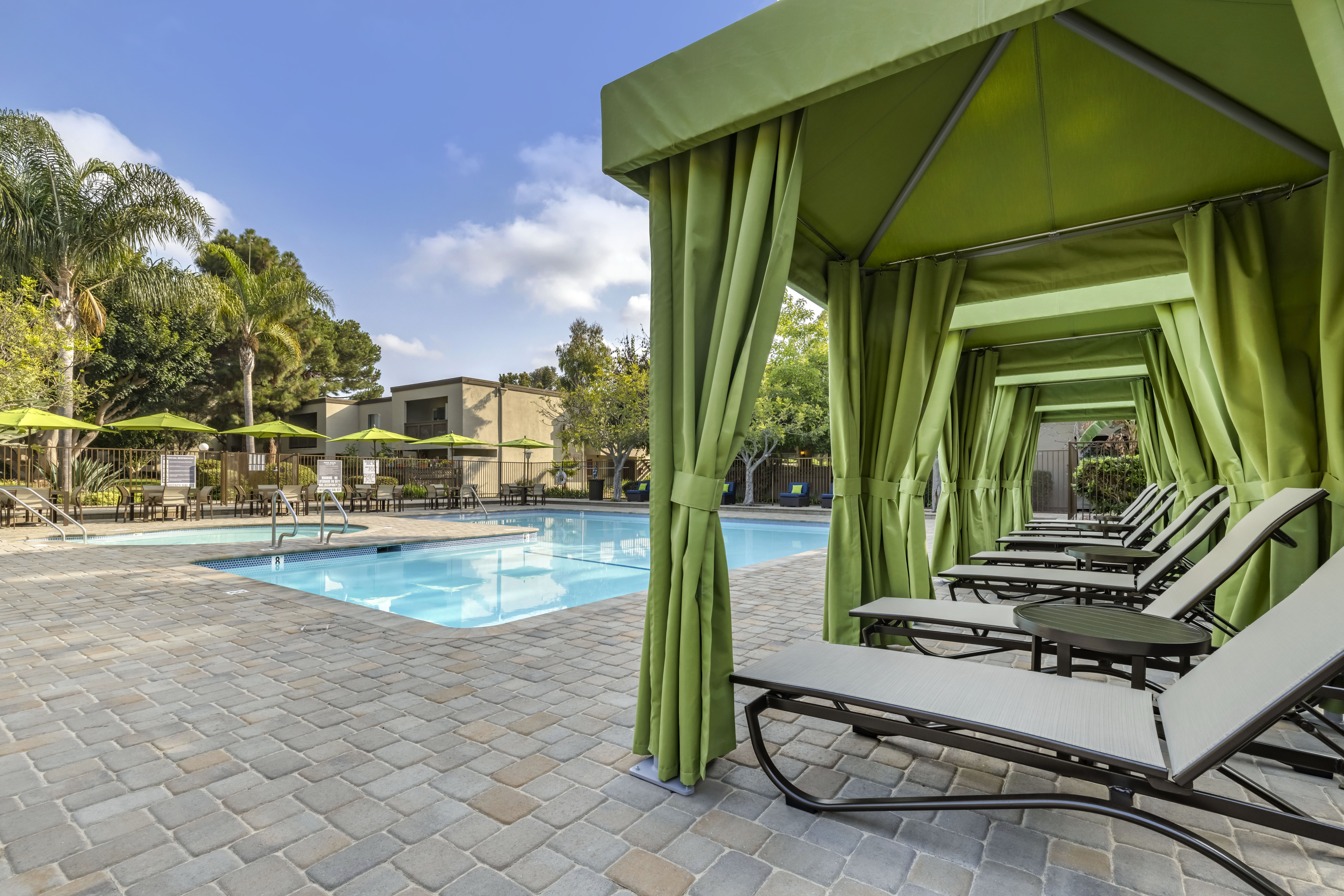 Pool at Eaves (2 of 3)