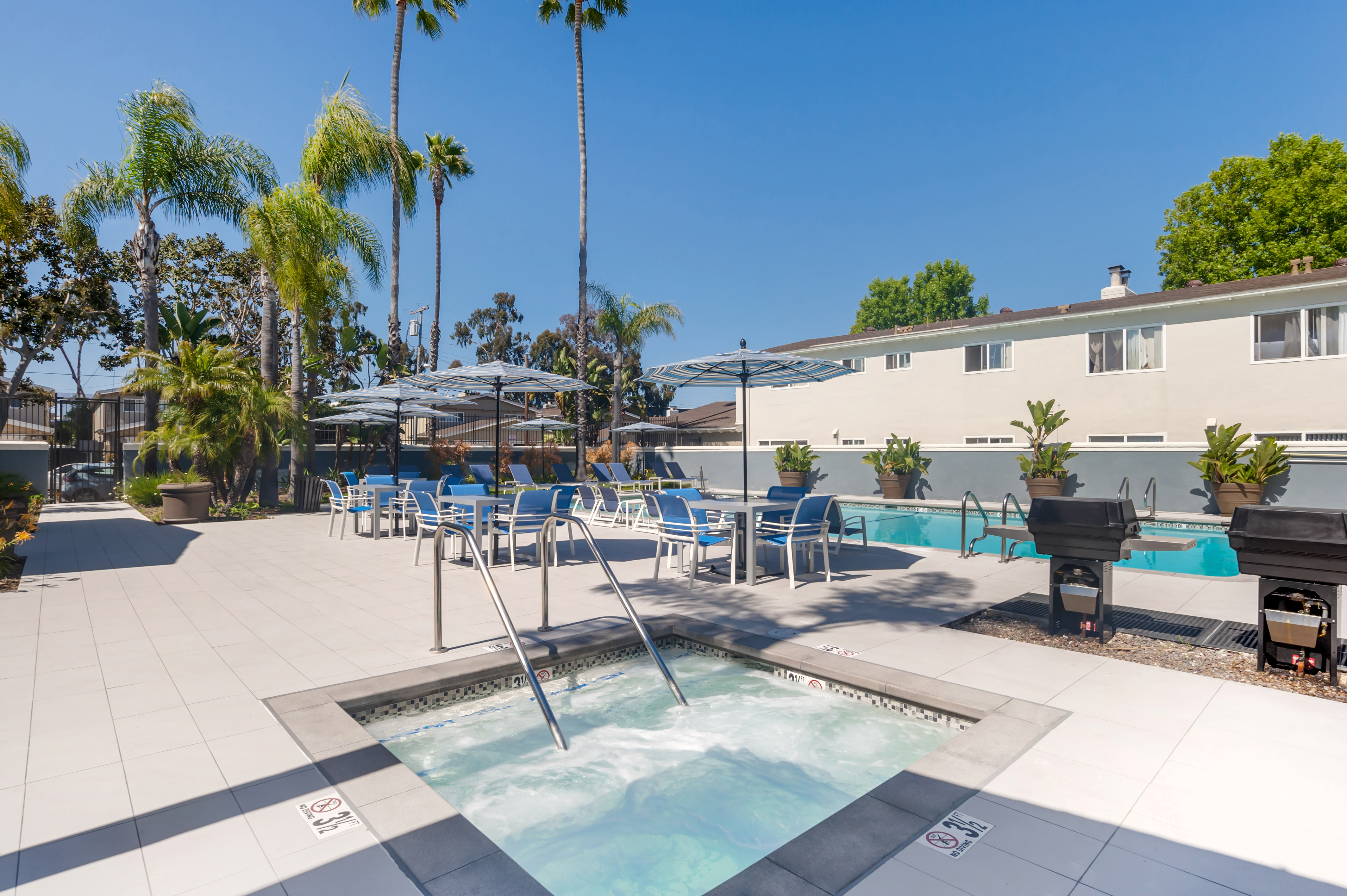 Pool at Eaves Mission Ridge (3 of 3)