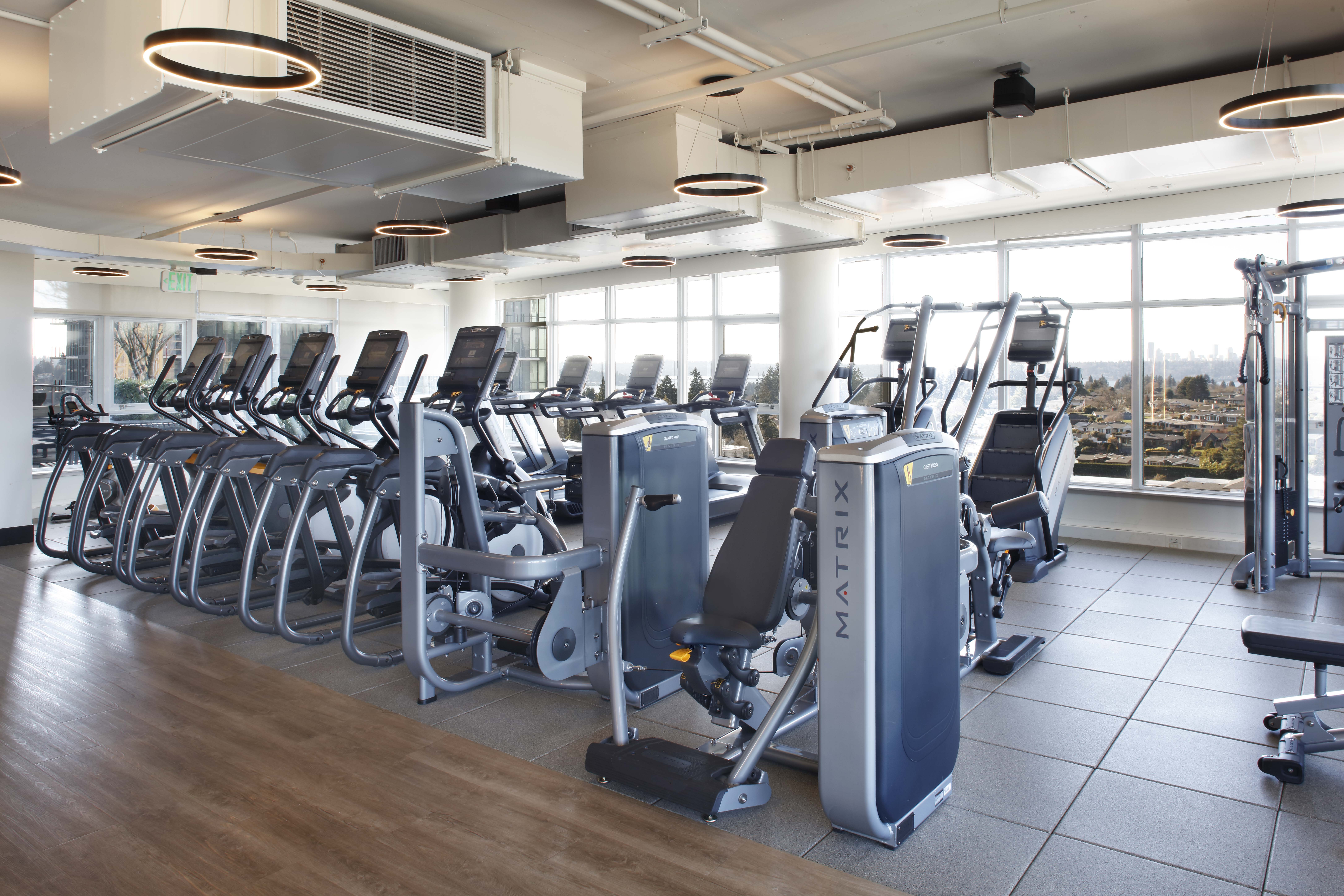 Gym at Avalon Towers (3 of 4)