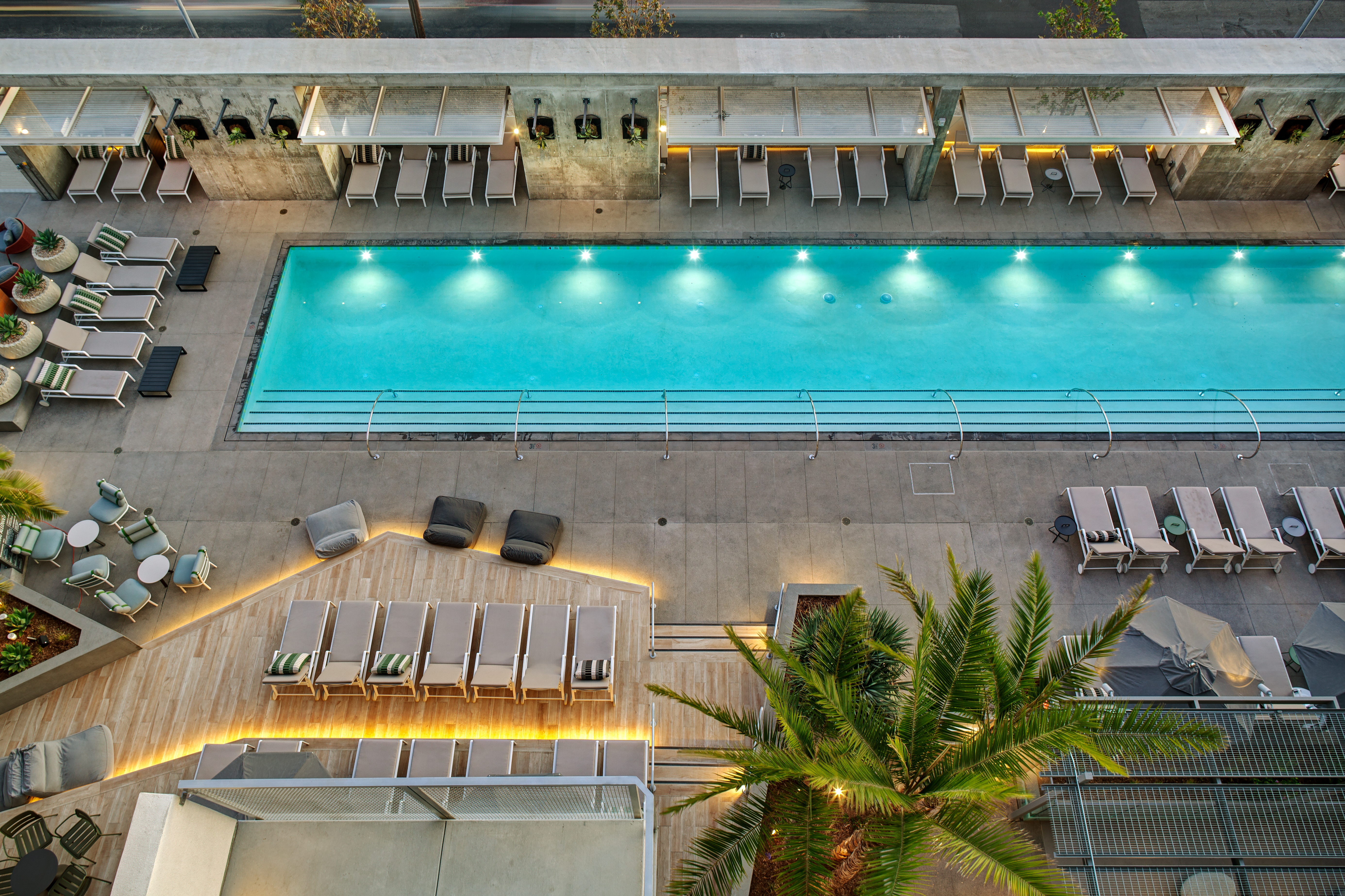 Pool at Ava Hollywood At La Pietra Place (1 of 2)