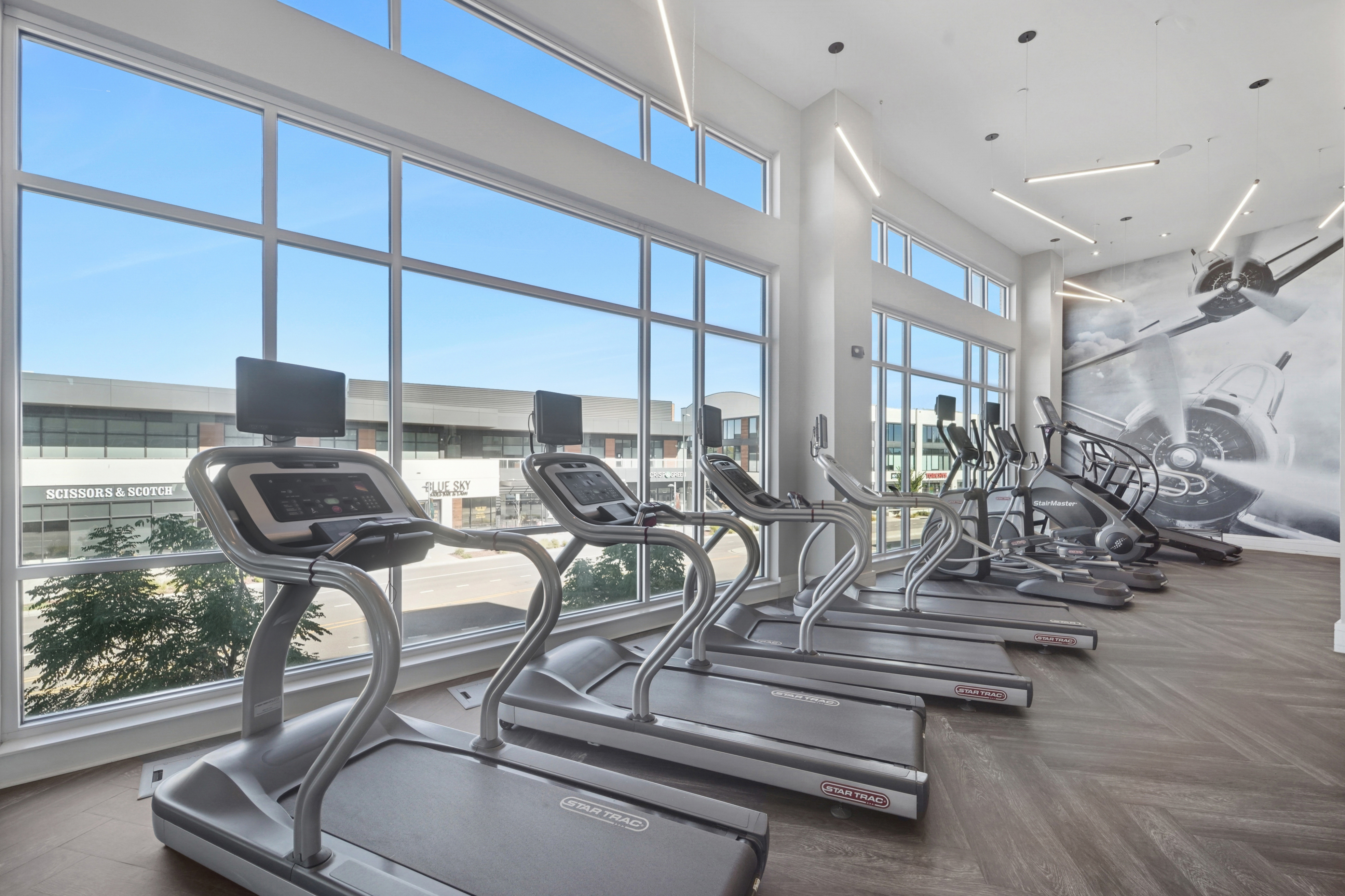 Gym at Avalon Lowry (2 of 6)