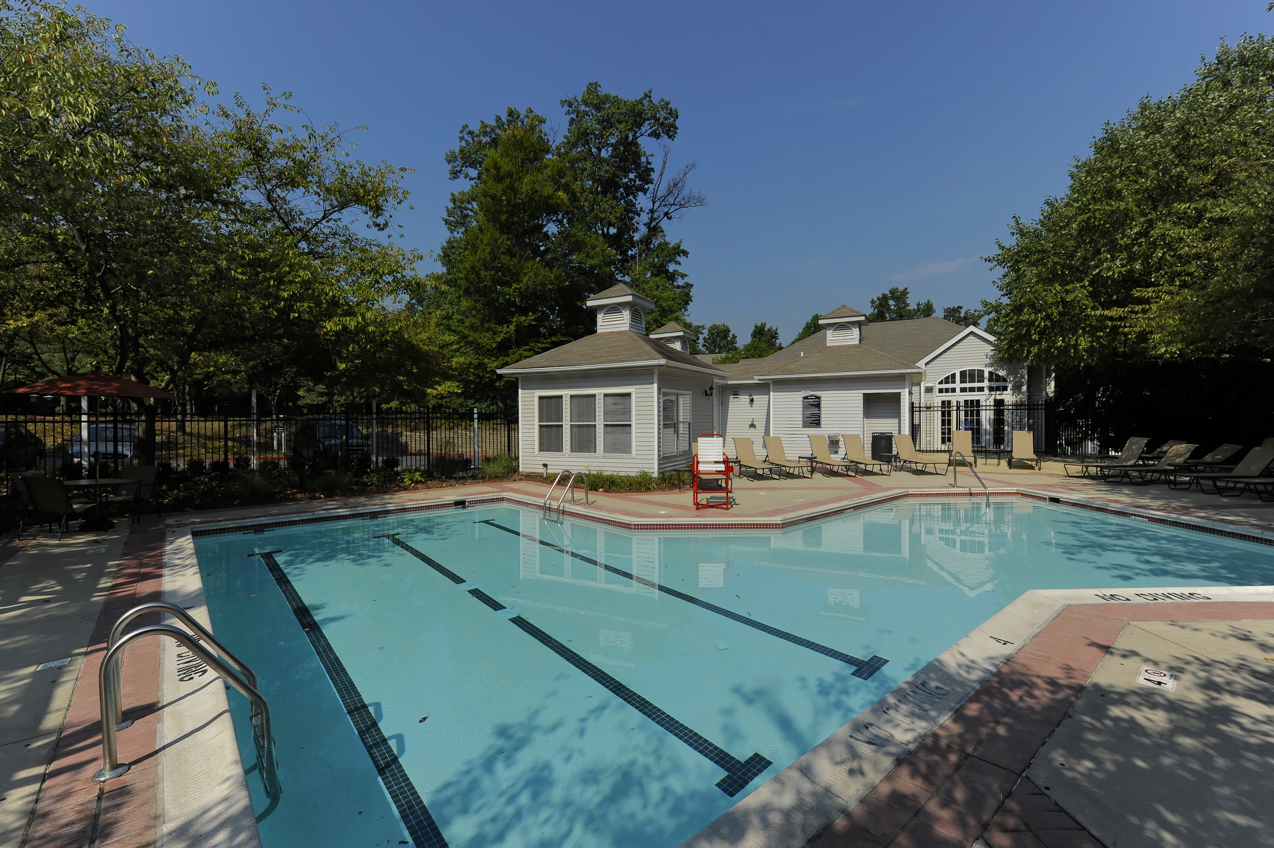 Pool at Eaves Columbia Town Center (2 of 3)