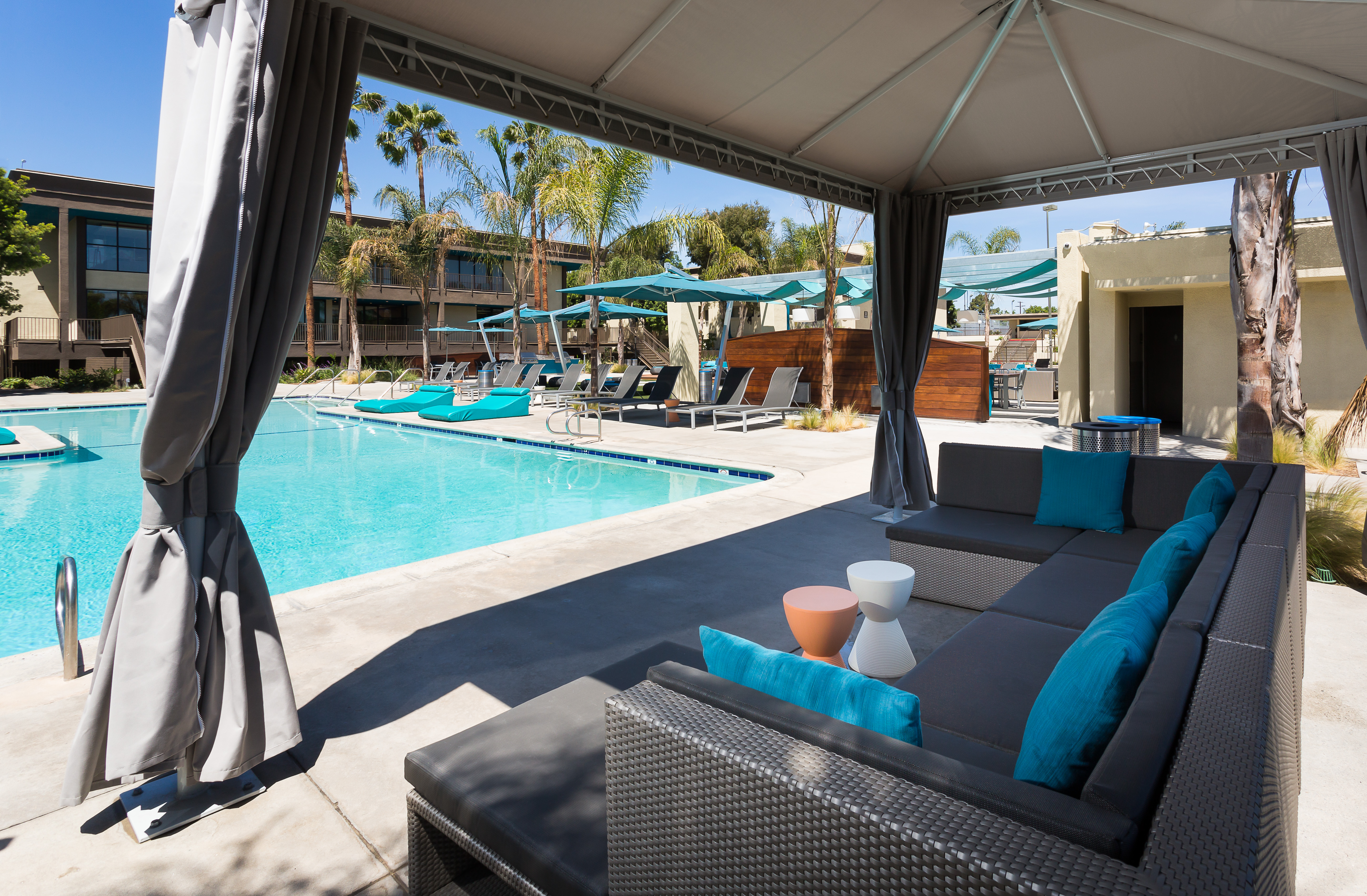 Pool at Ava Pacific Beach (2 of 4)