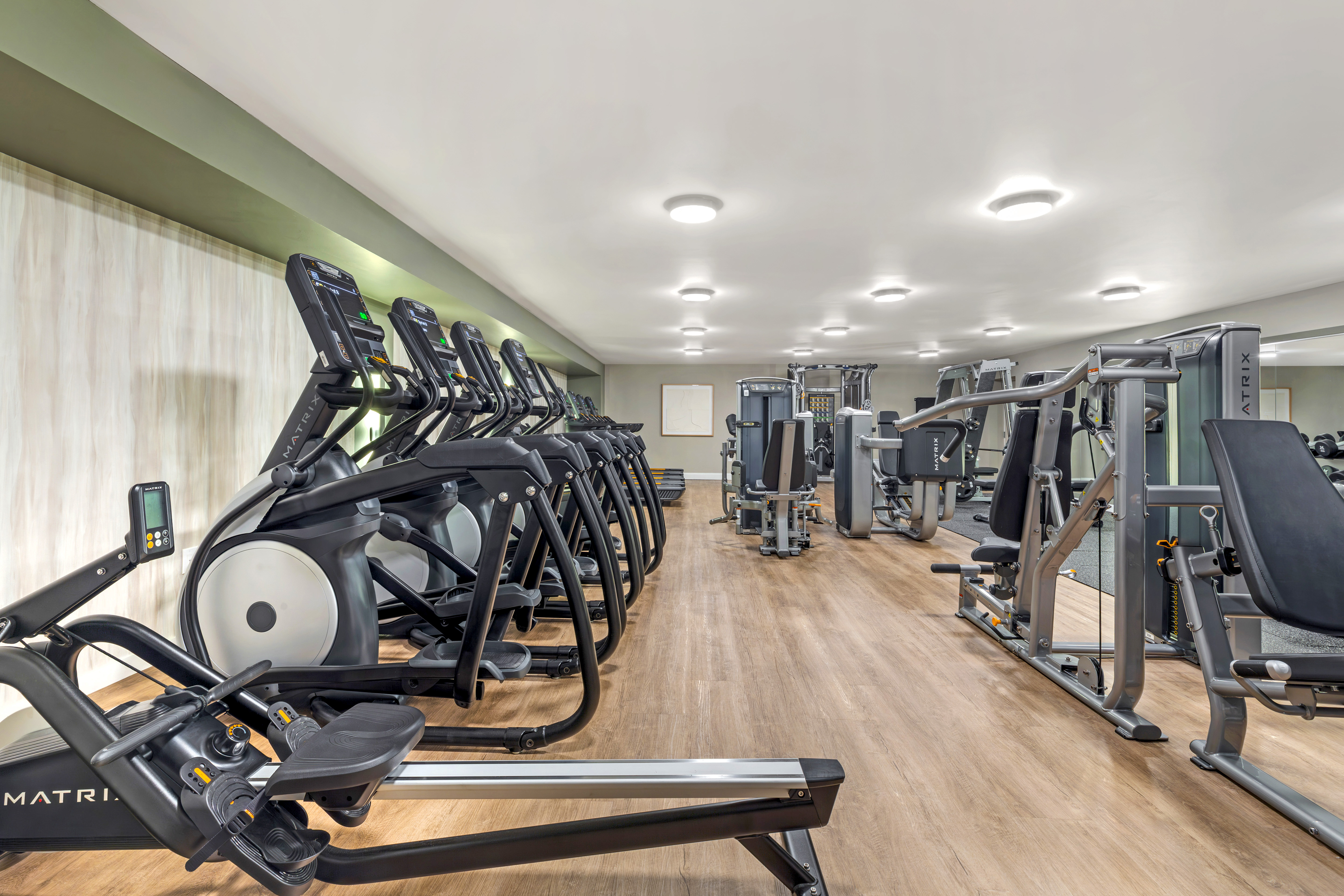Gym at Eaves (2 of 5)