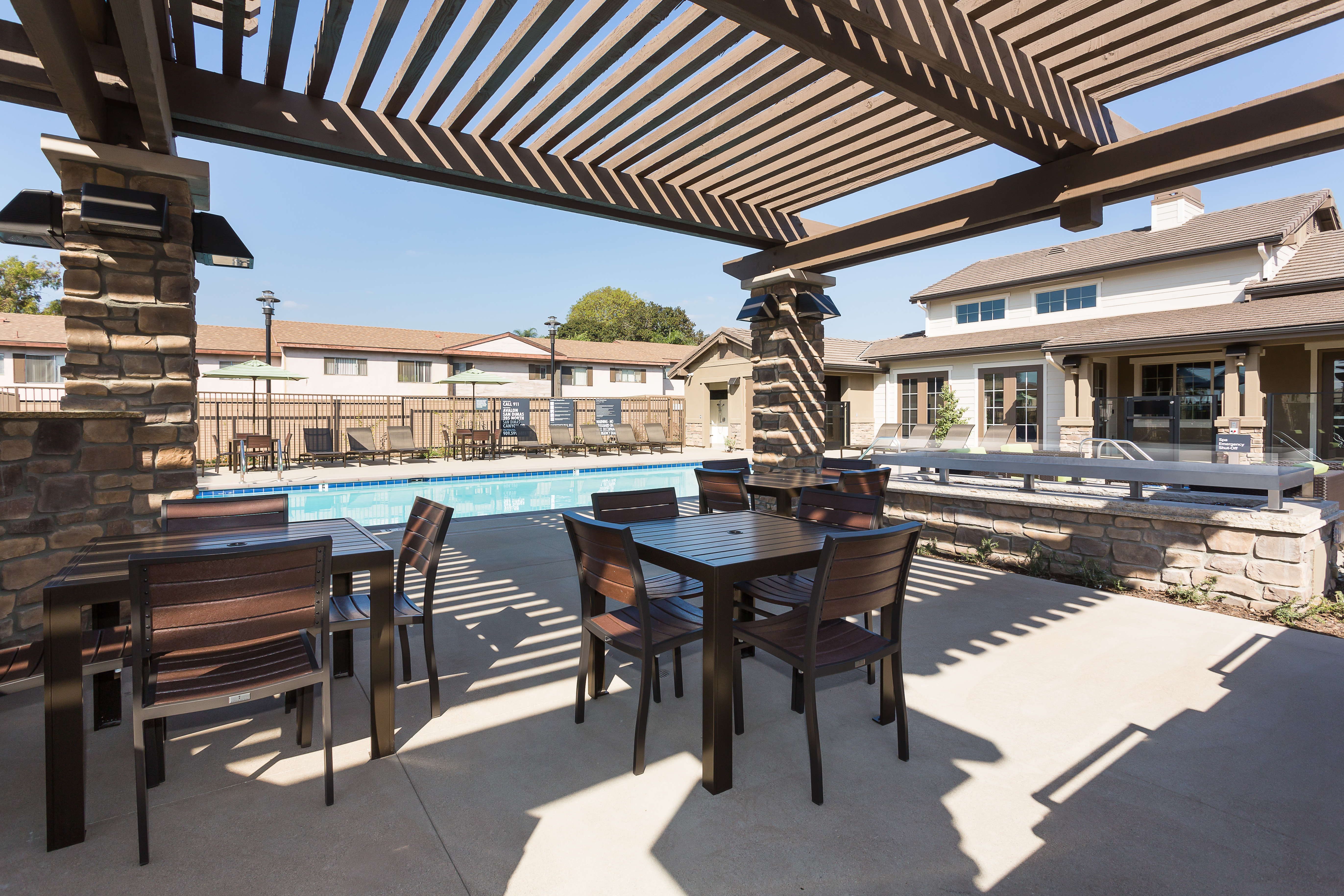 Pool at Avalon (7 of 8)