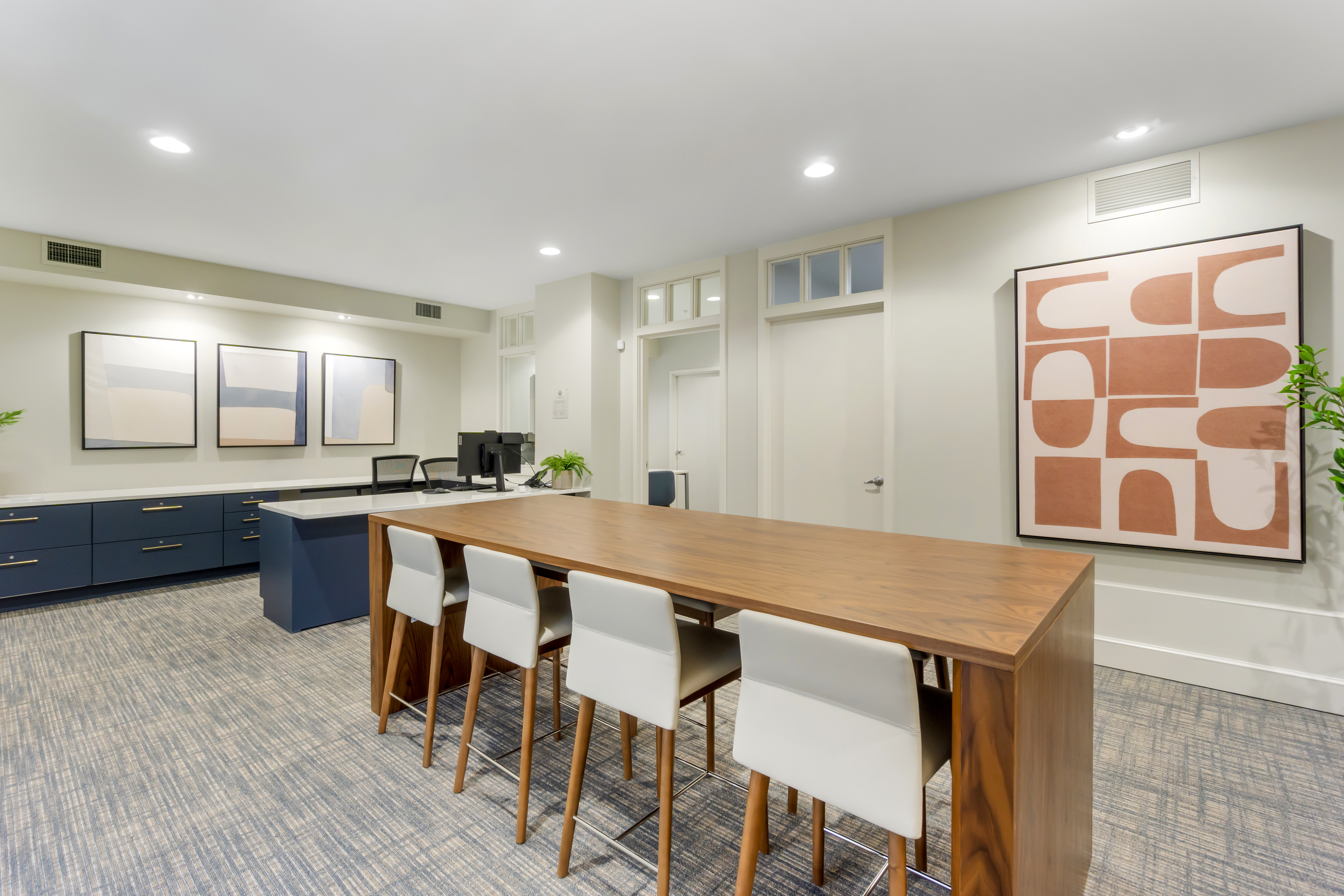 Avalon Bellevue 19 of 27