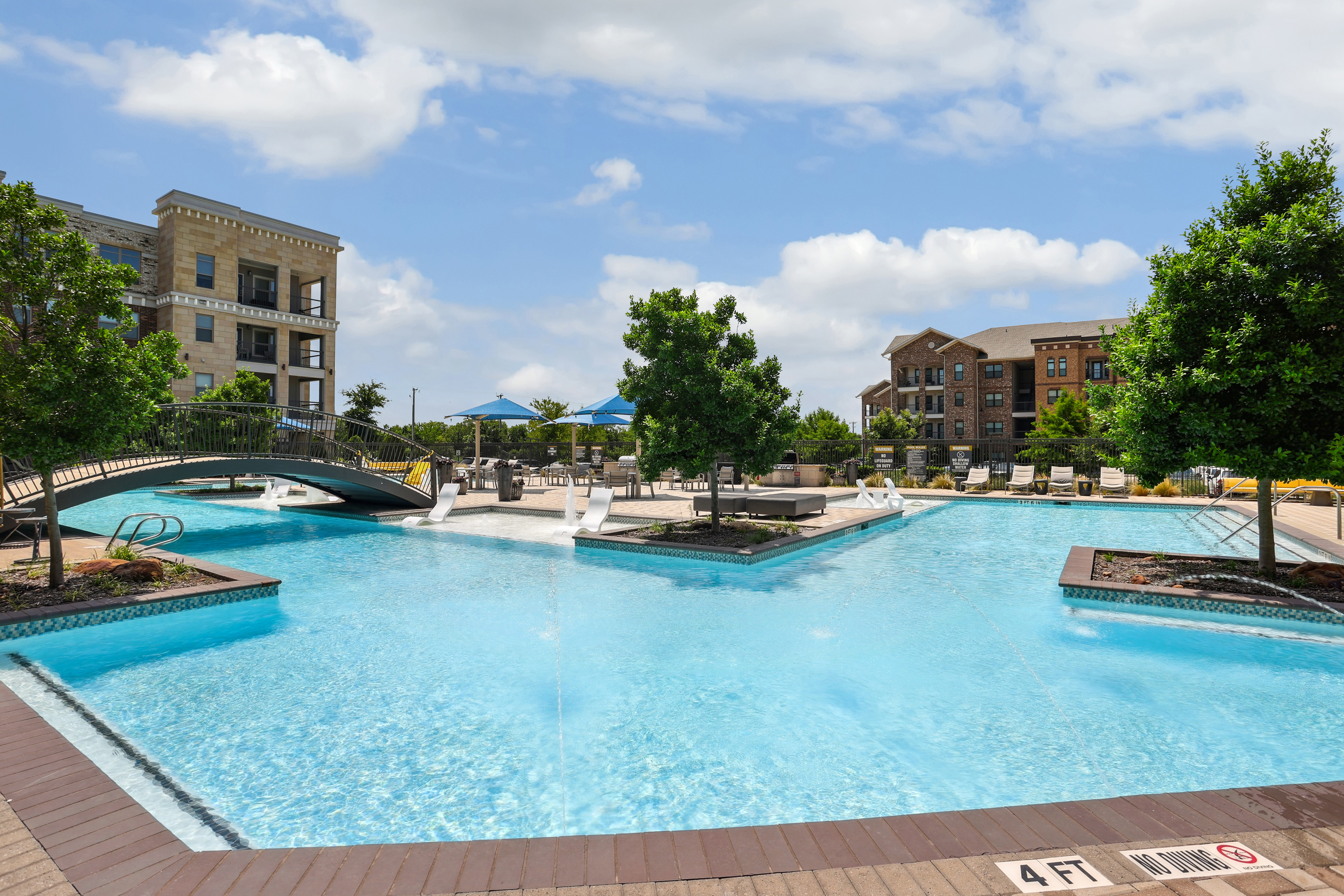 Pool at Avalon Frisco North (1 of 4)