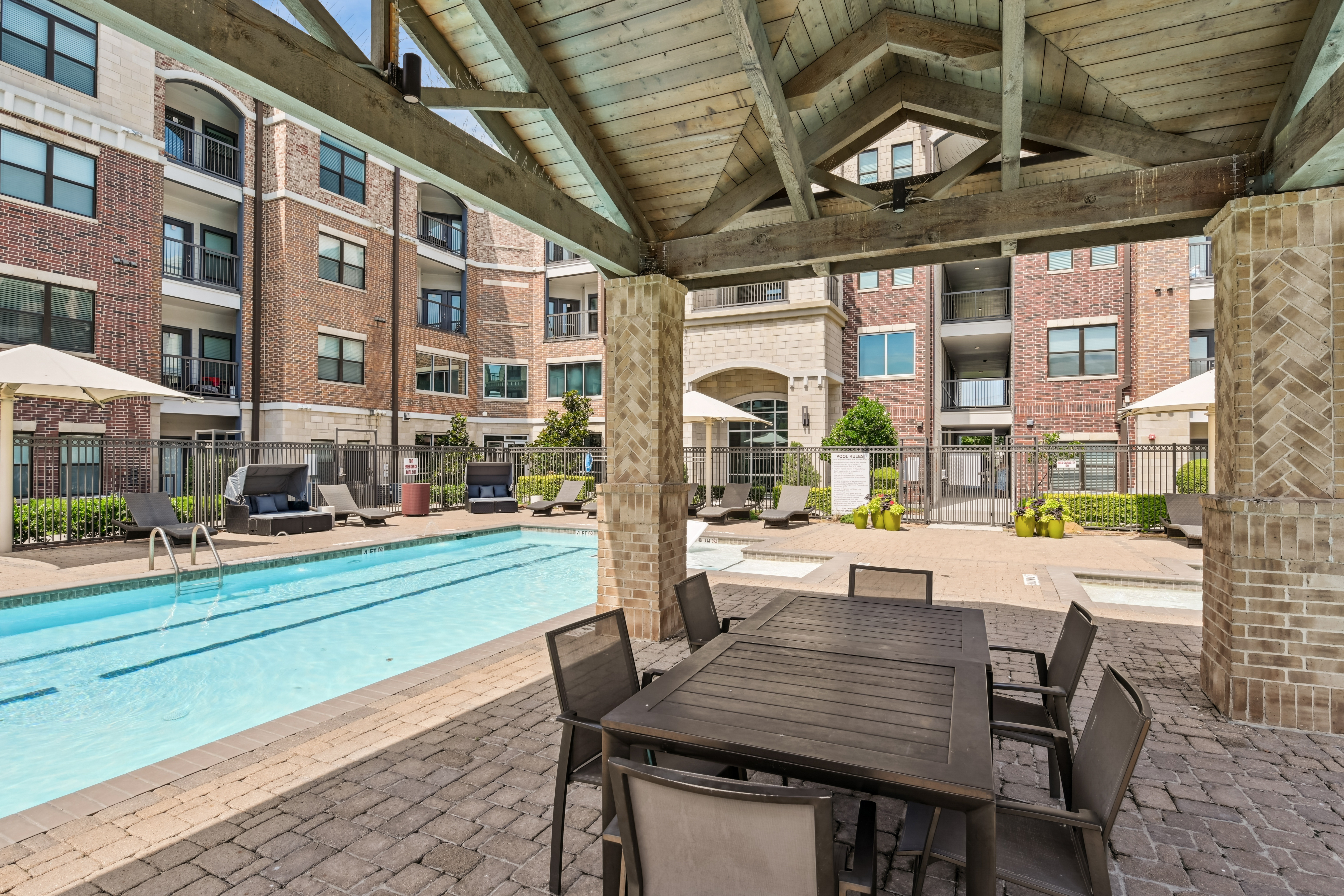 Pool at Avalon (6 of 6)