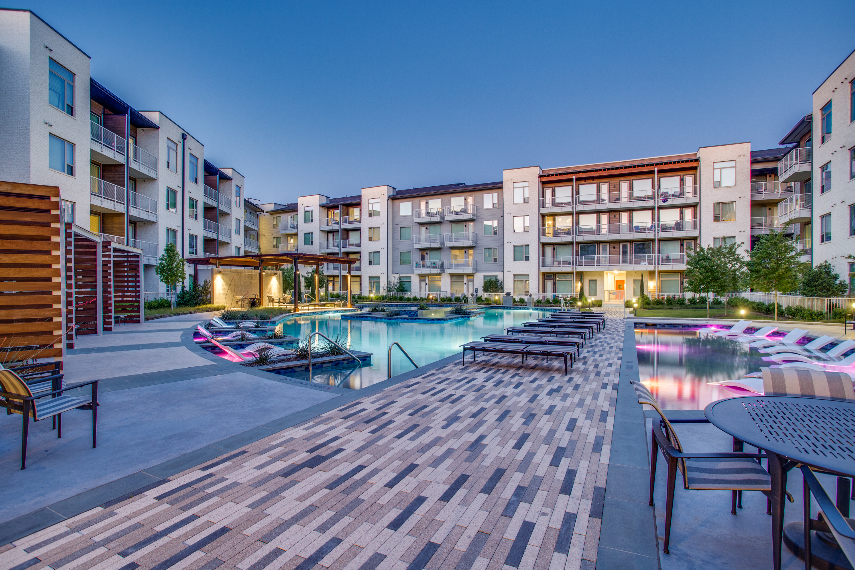 Pool at Avalon West Plano (3 of 4)